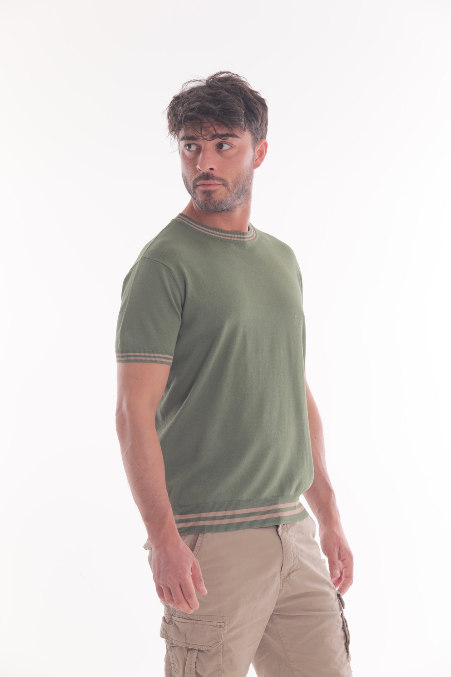 MAGLIETTA IN MAGLIA A CONTRASTO