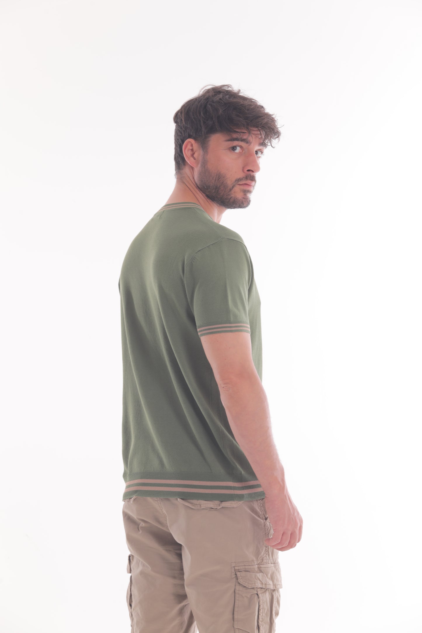 MAGLIETTA IN MAGLIA A CONTRASTO
