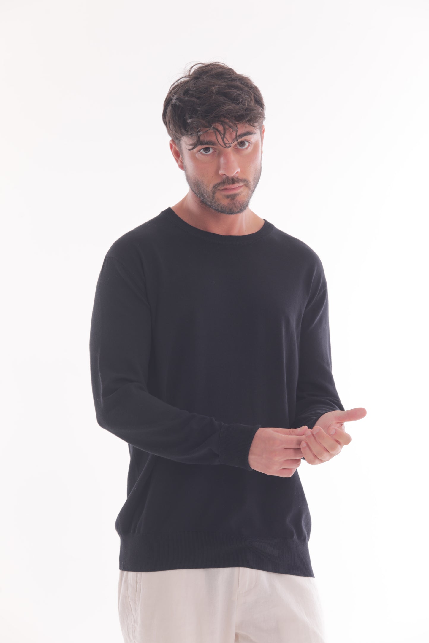 MAGLIA A MANICHE LUNGHE BASIC