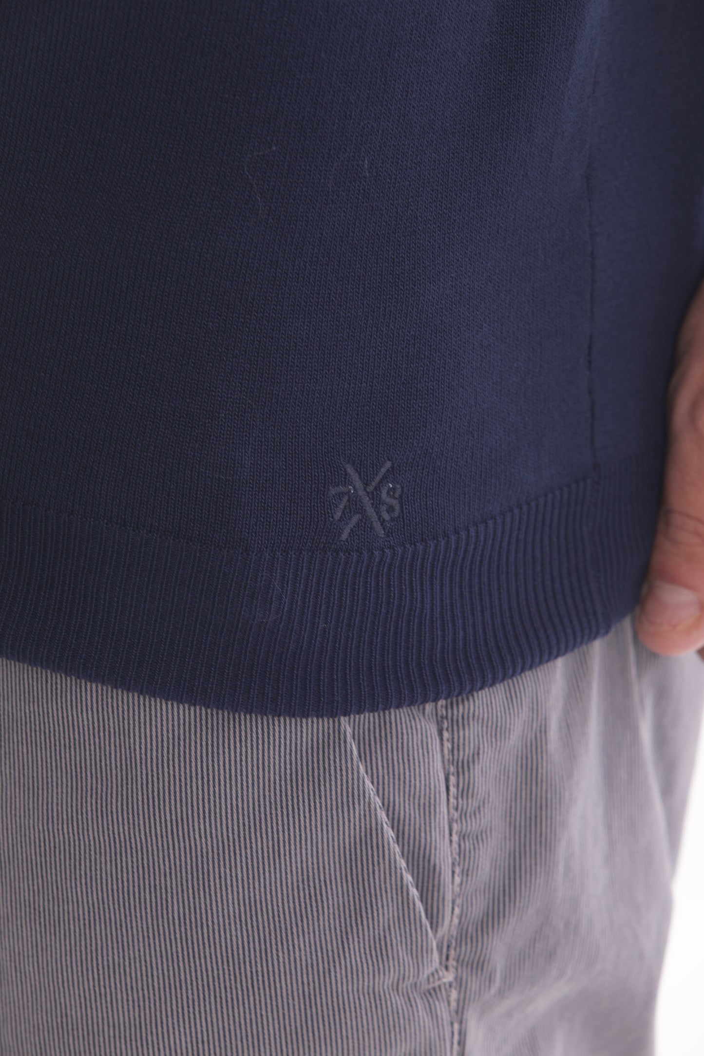 MAGLIA A MANICHE LUNGHE BASIC