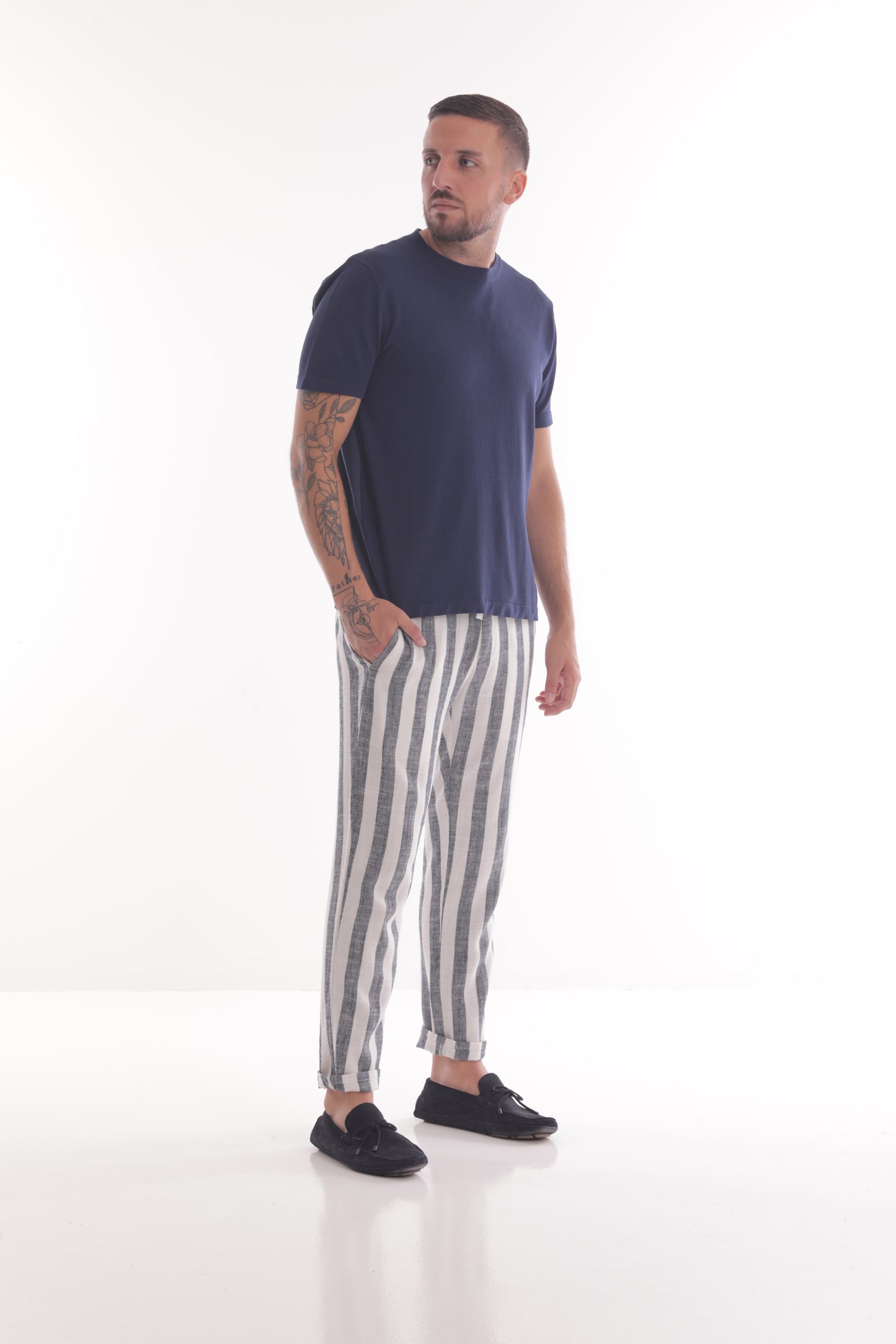 PANTALONI DI LINO A RIGHE