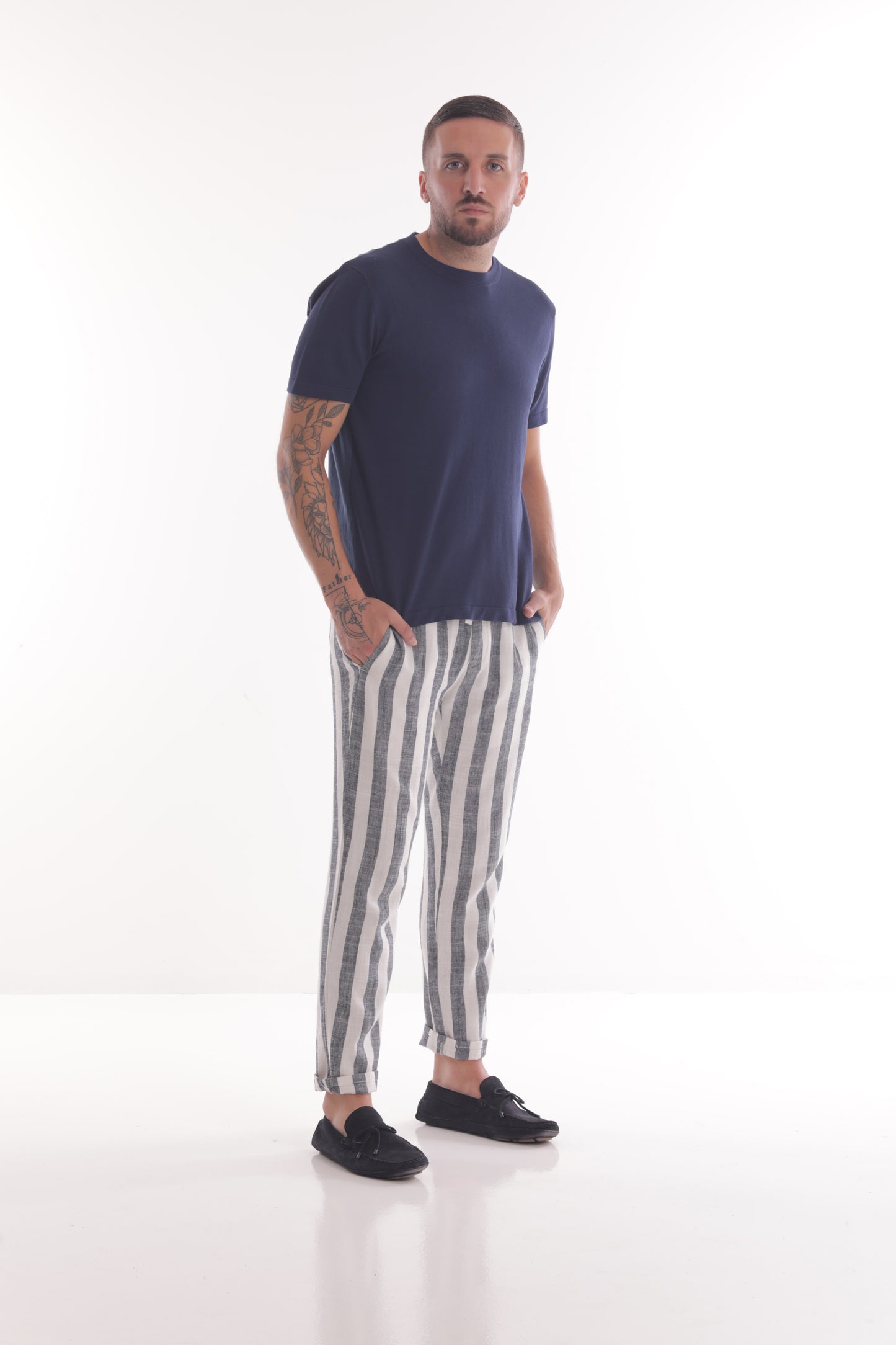 PANTALONI DI LINO A RIGHE
