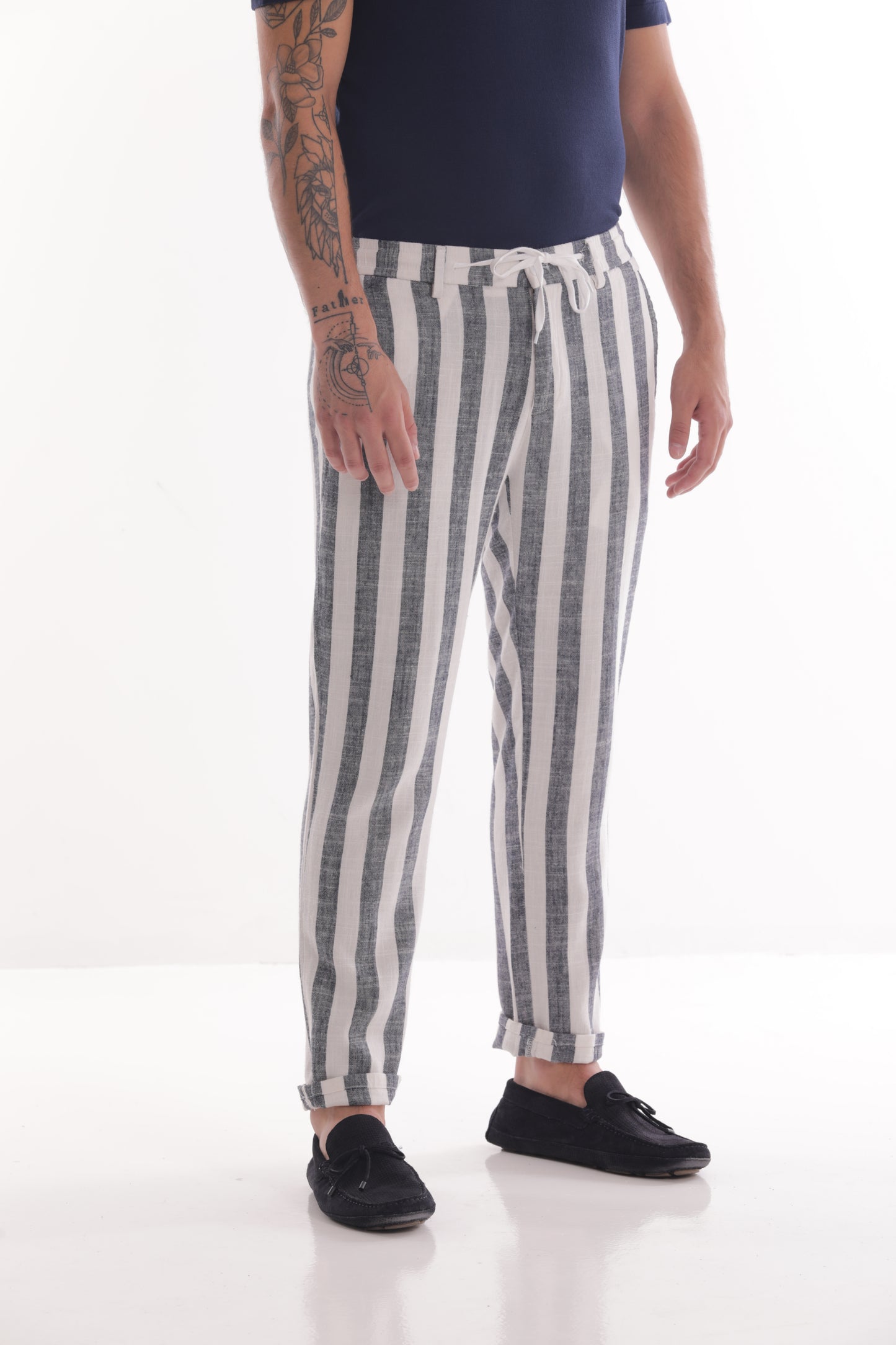 PANTALONI DI LINO A RIGHE
