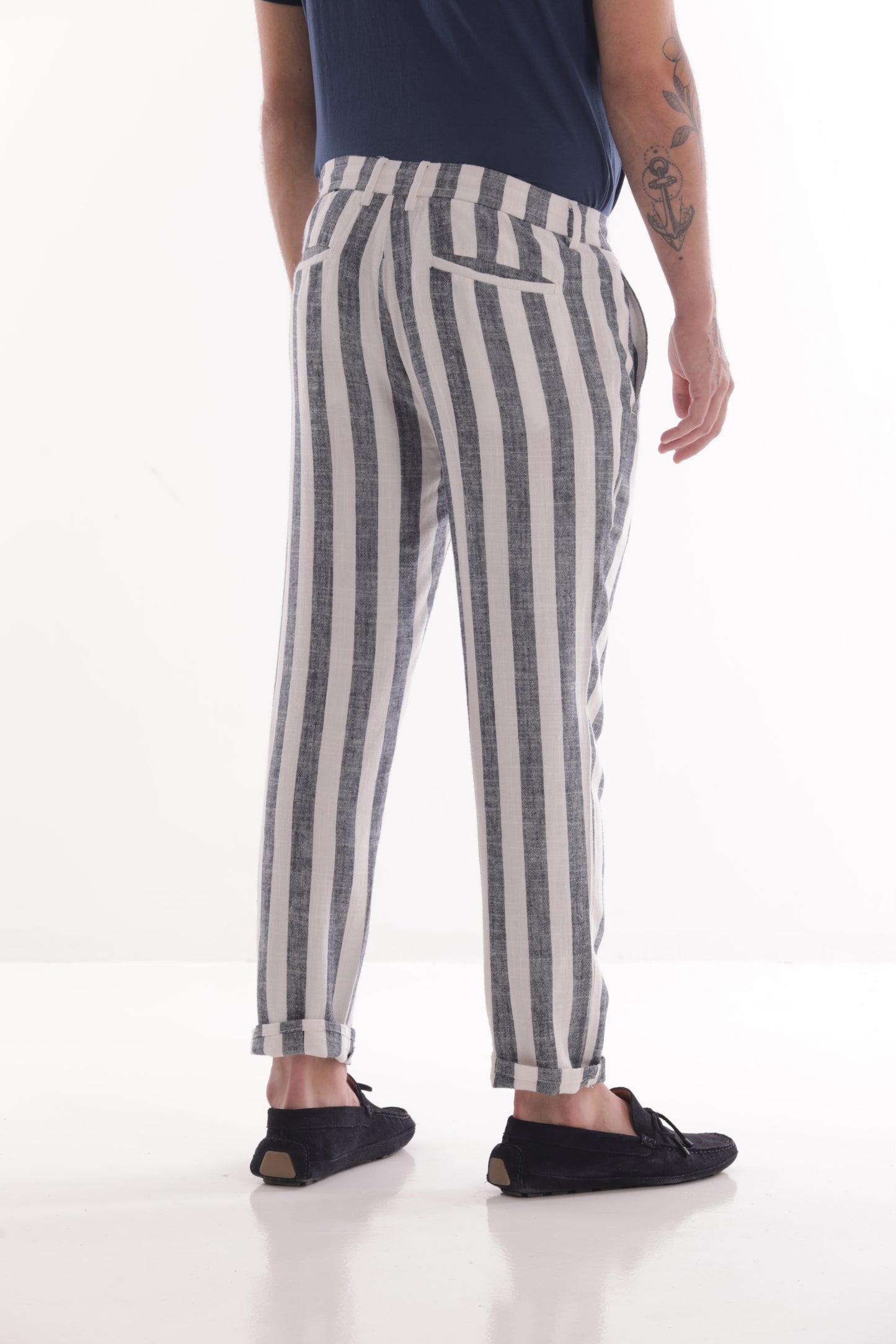 PANTALONI DI LINO A RIGHE