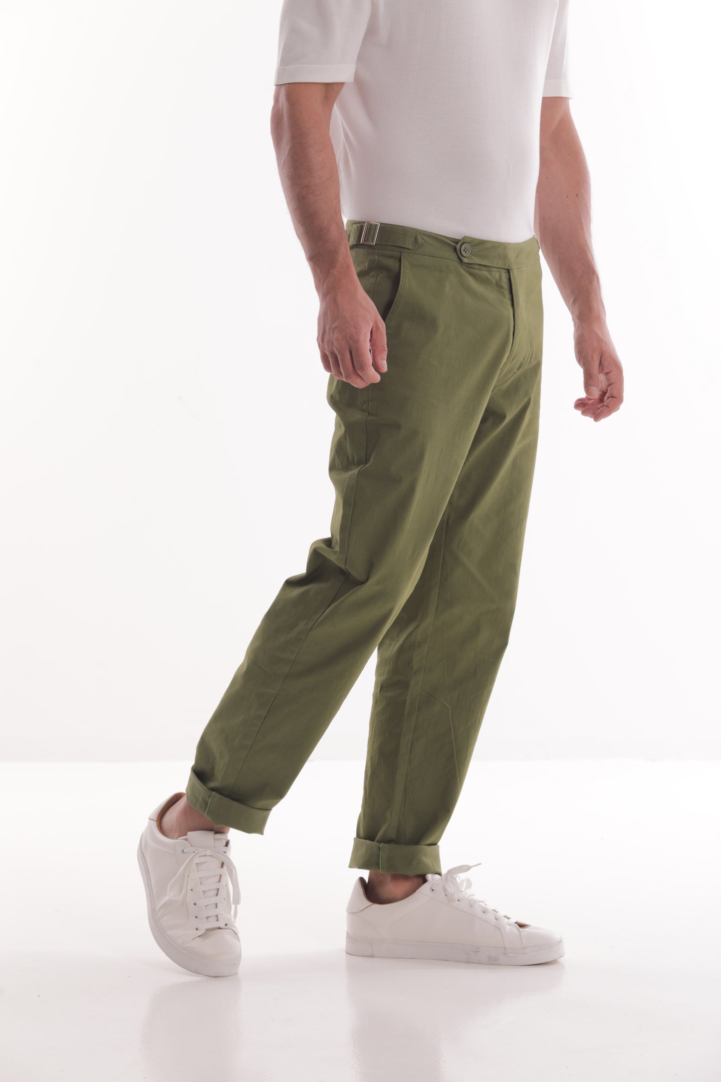 PANTALONE DETTAGLIO CINTURINI SUI FIANCHI