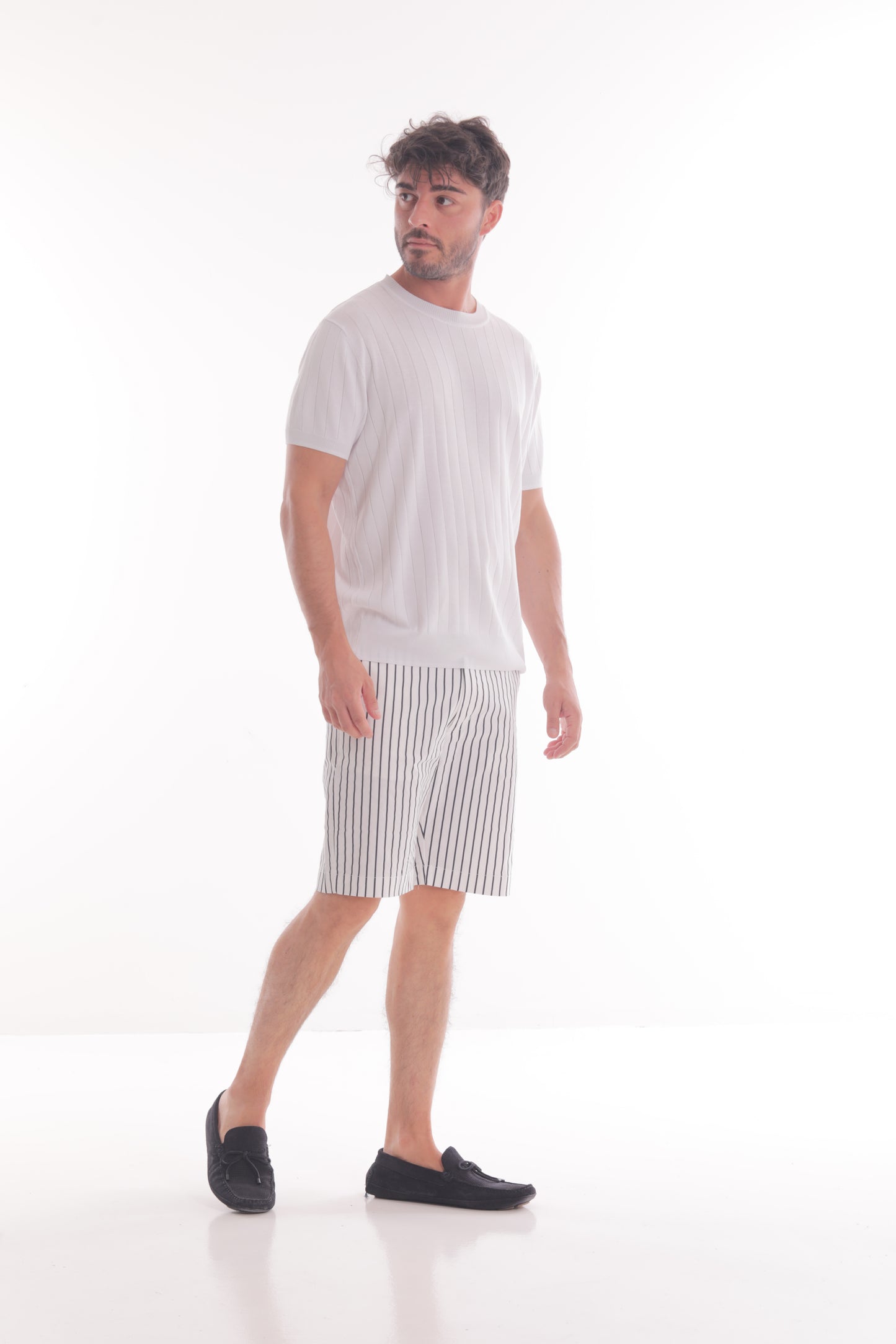 PANTALONE BERMUDA A RIGHE