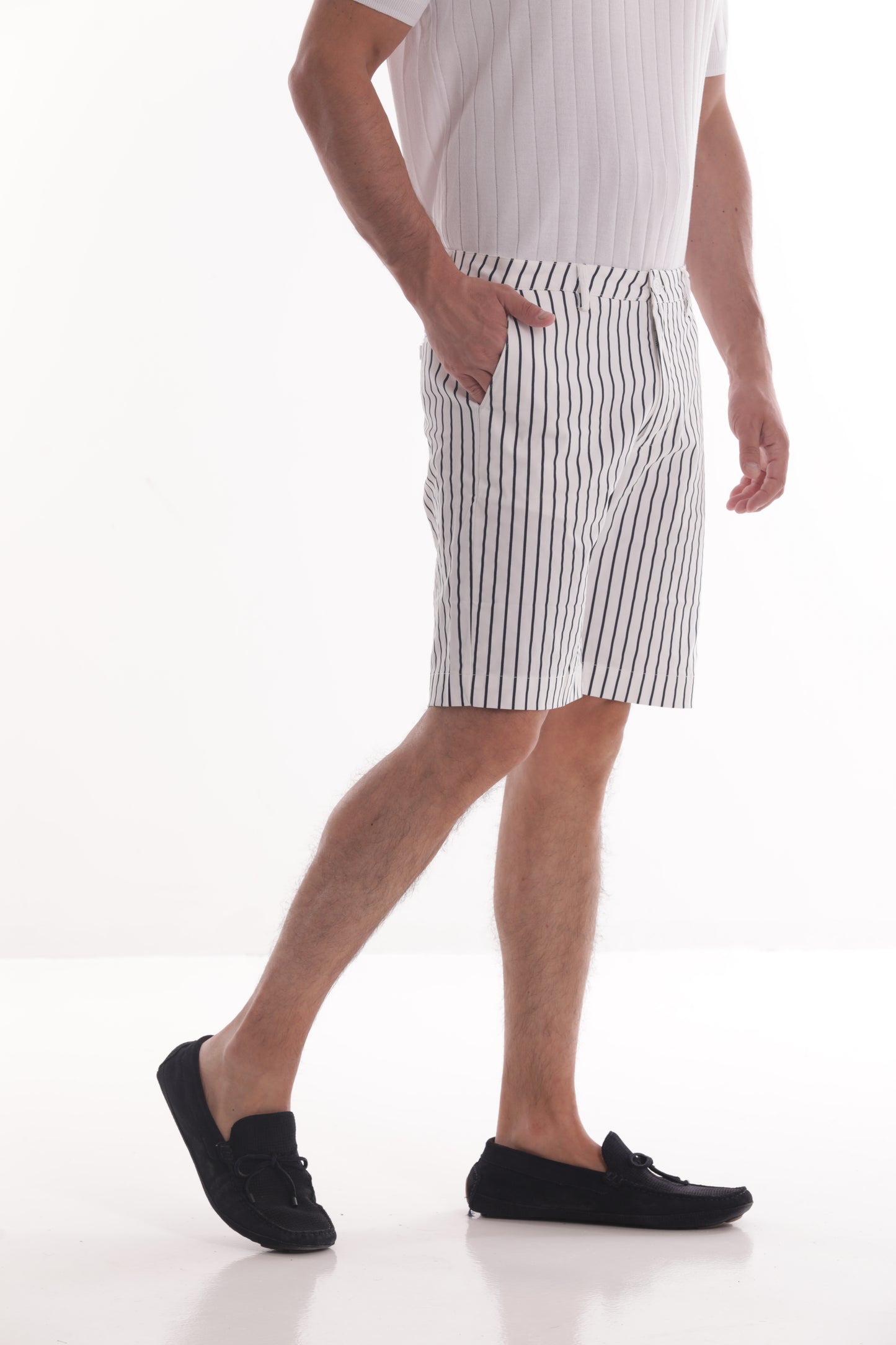 PANTALONE BERMUDA A RIGHE