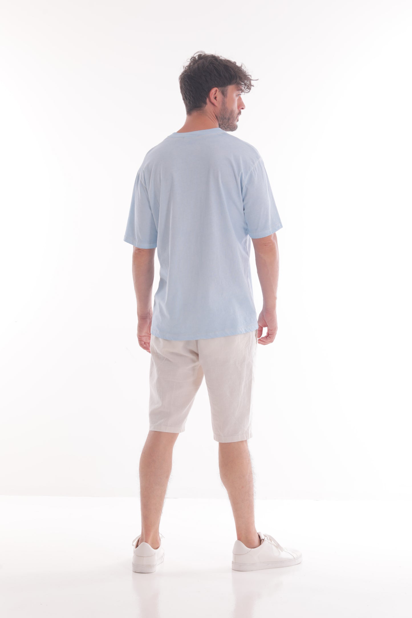 T-SHIRT CON TASCA SUL PETTO