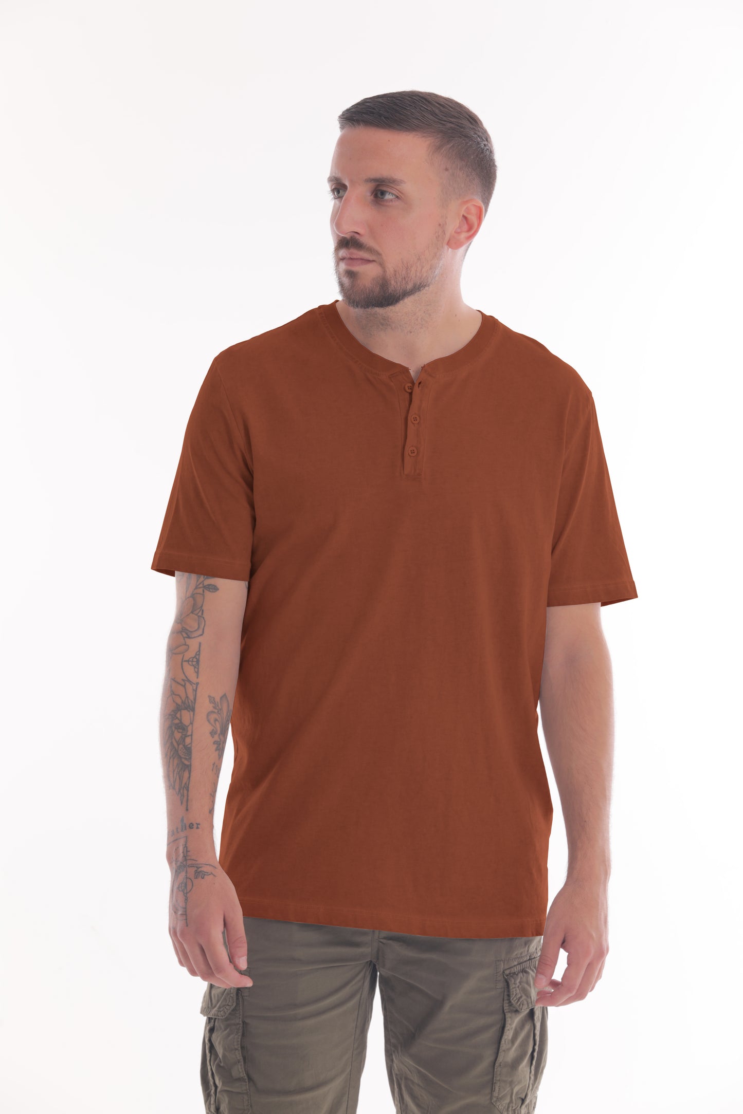 T-SHIRT COLLO BOTTONI
