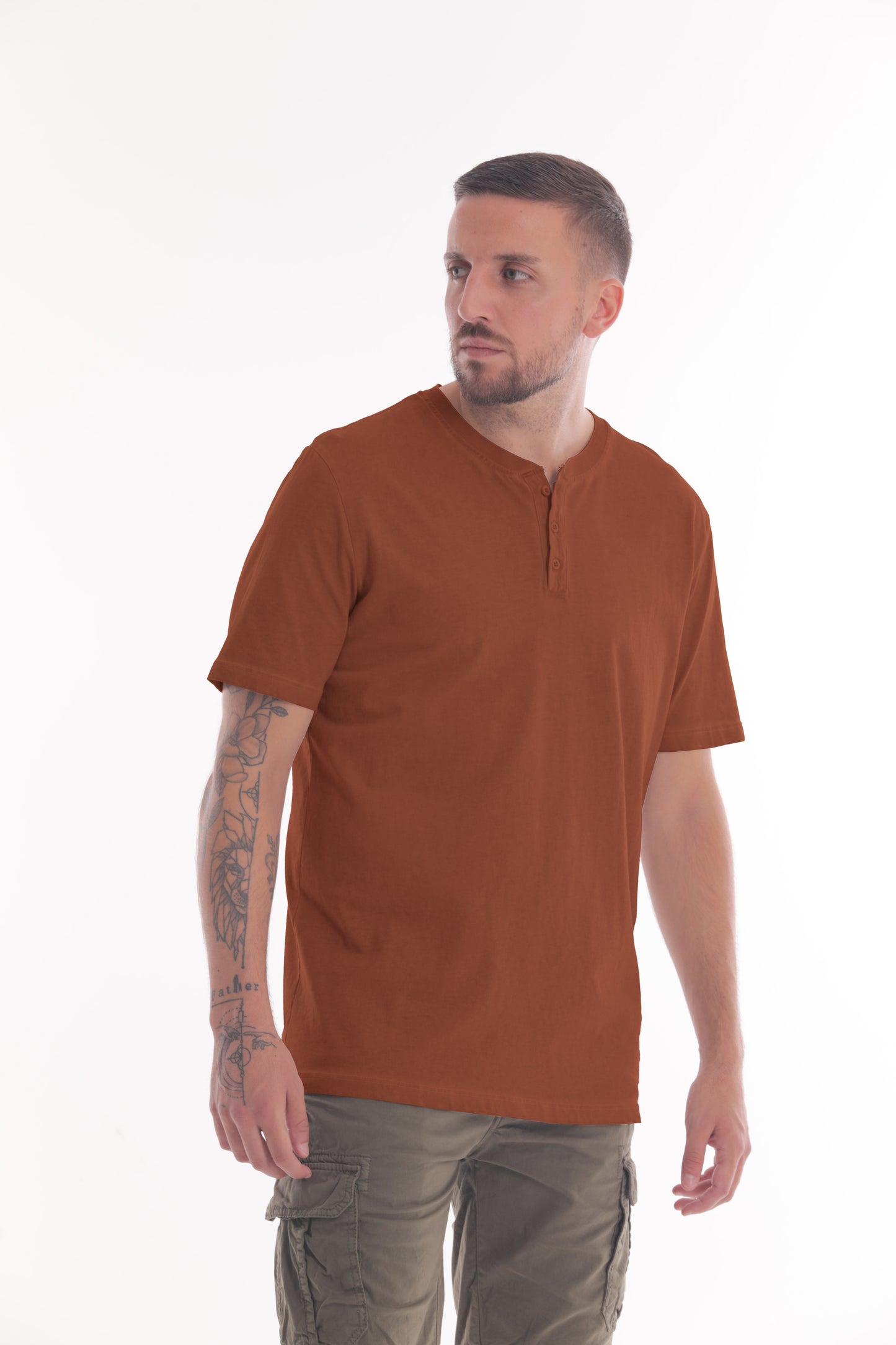 T-SHIRT COLLO BOTTONI