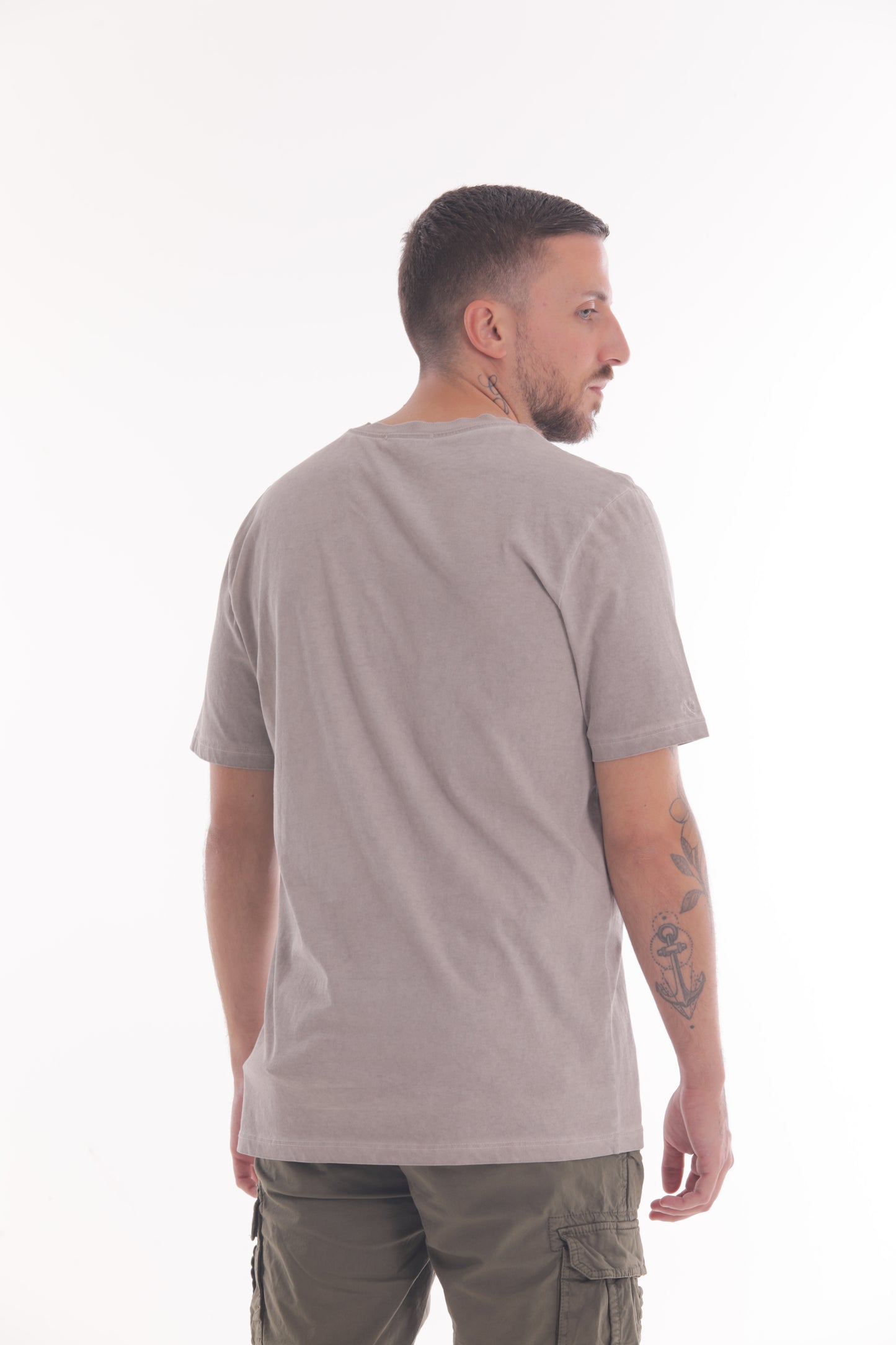 T-SHIRT COLLO BOTTONI