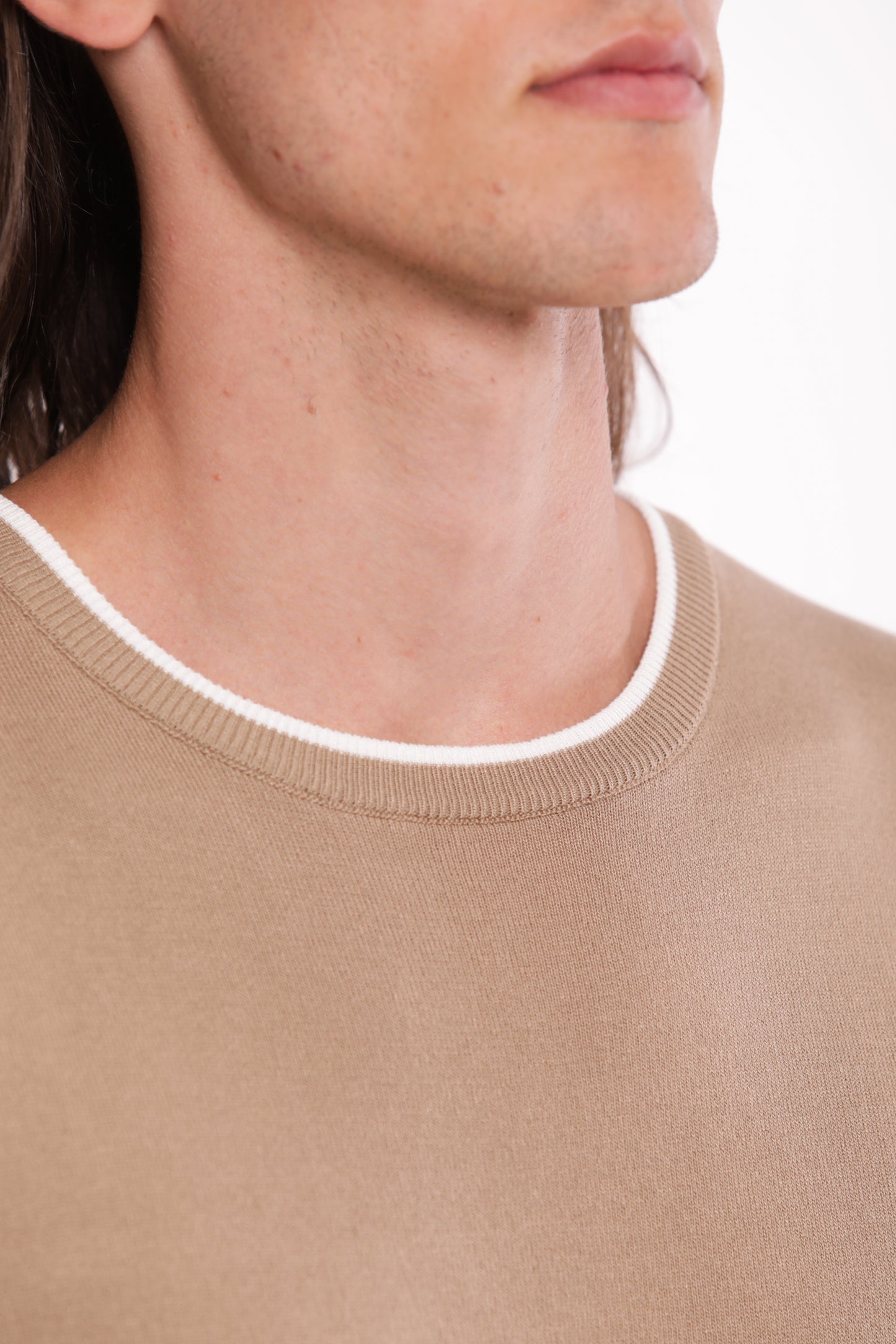 MAGLIETTA IN MAGLIA A CONTRASTO