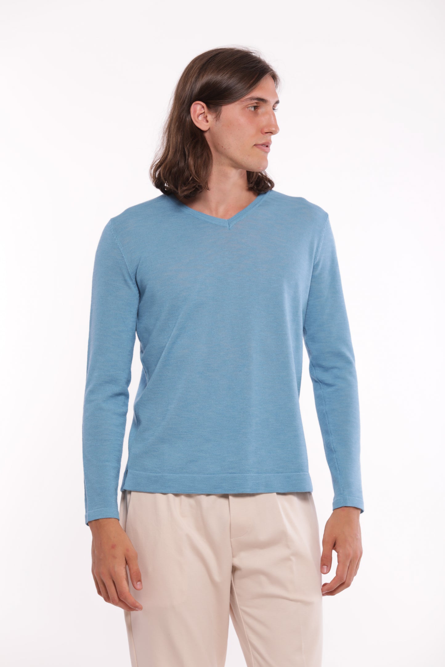 MAGLIA SCOLLO A V IN MISTO VISCOSA
