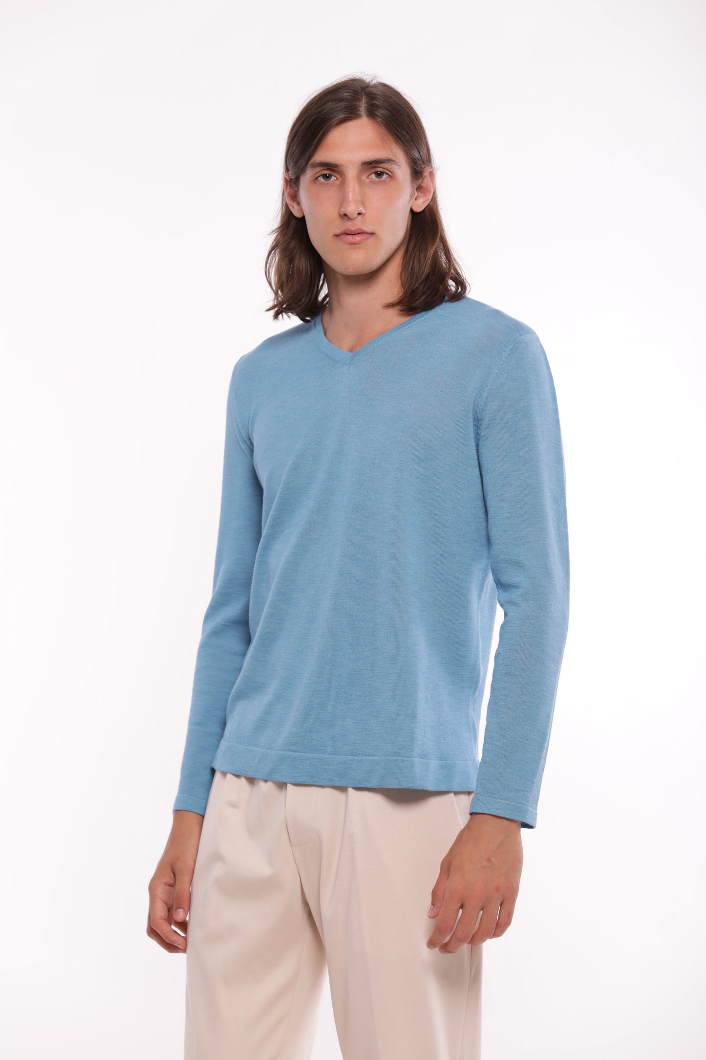 MAGLIA SCOLLO A V IN MISTO VISCOSA