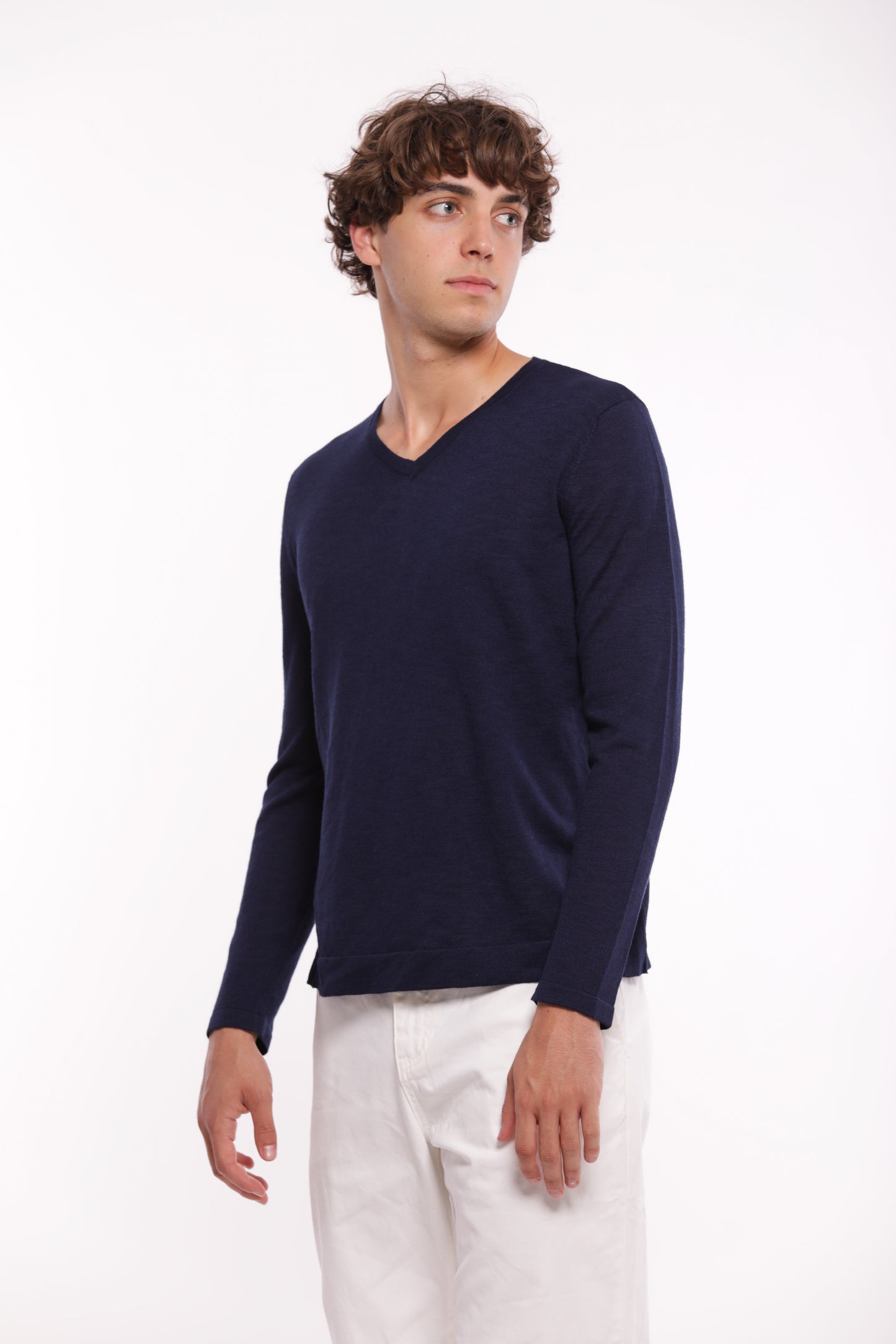MAGLIA SCOLLO A V IN MISTO VISCOSA