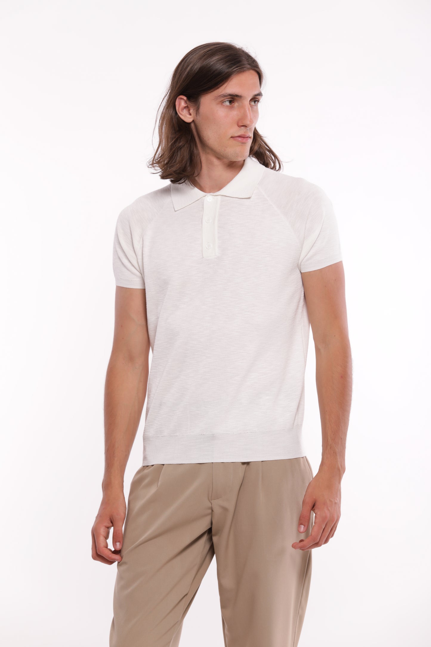 POLO IN MAGLIA CON BOTTONE