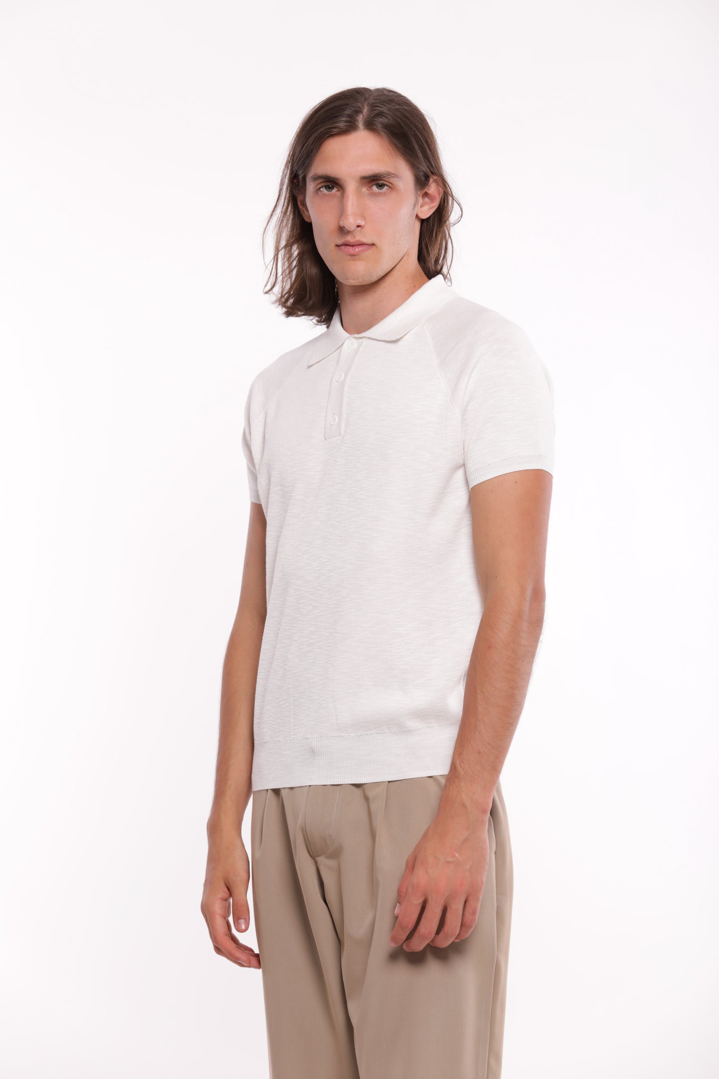 POLO IN MAGLIA CON BOTTONE