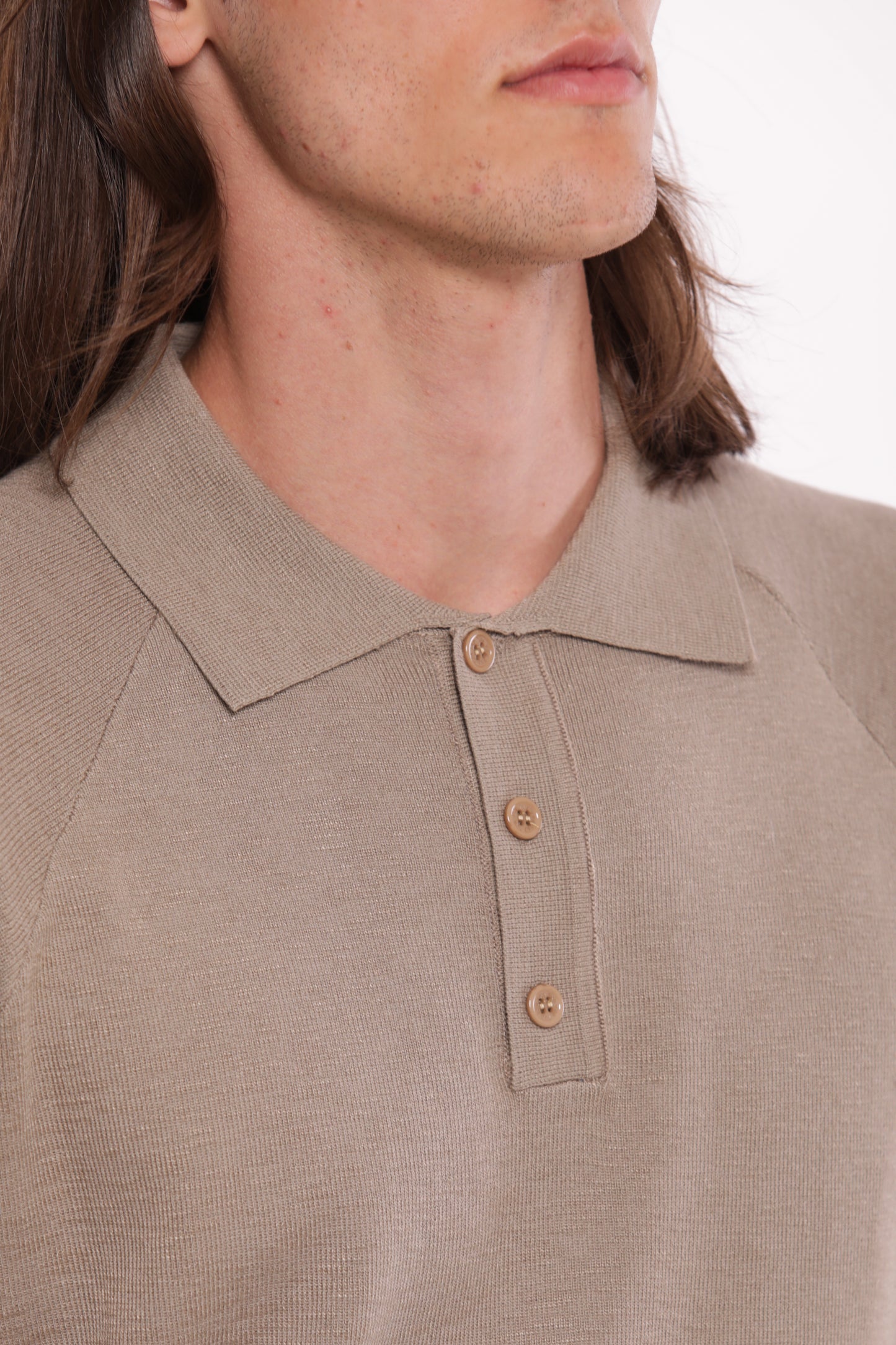 POLO IN MAGLIA CON BOTTONE