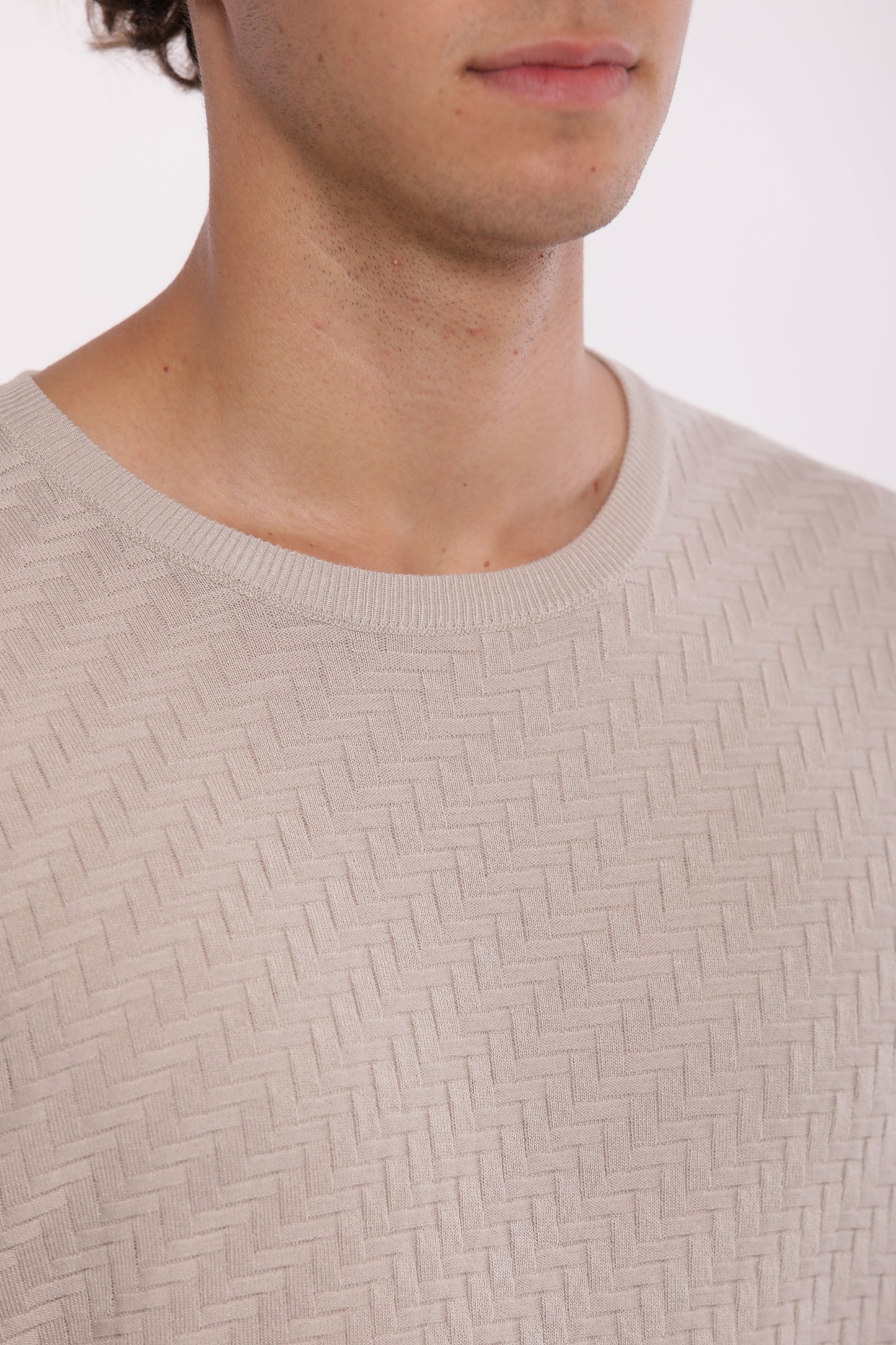 MAGLIA OPERATA IN MISTO VISCOSA