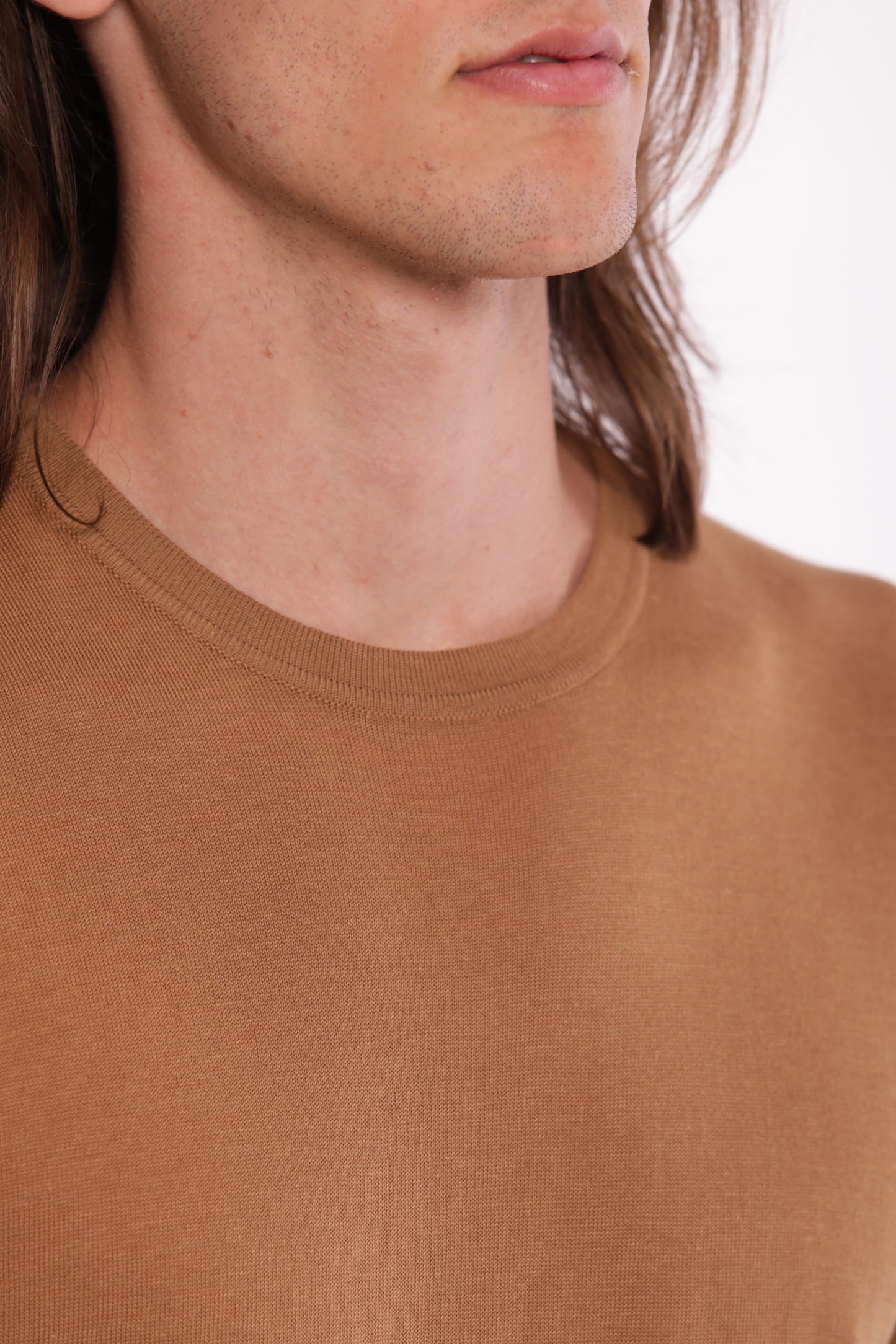 MAGLIETTA IN MAGLIA GIROCOLLO