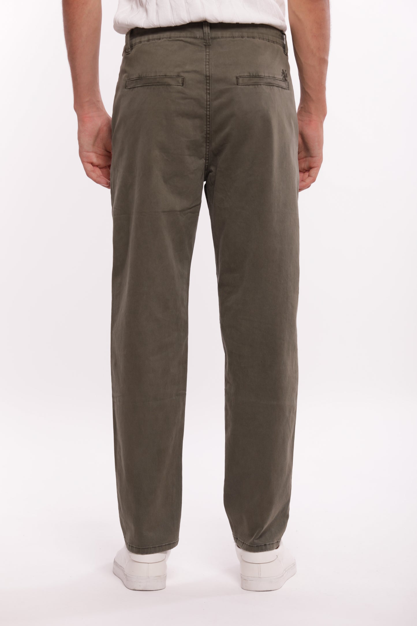 PANTALONI TAPERED FIT