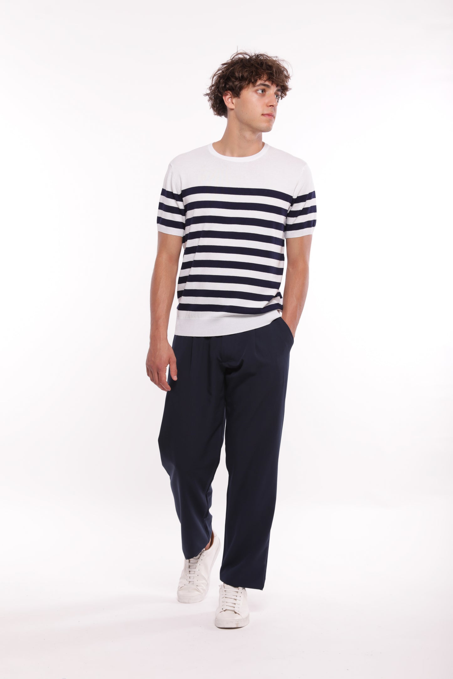 PANTALONI CON PIEGHE IN MISTO VISCOSA