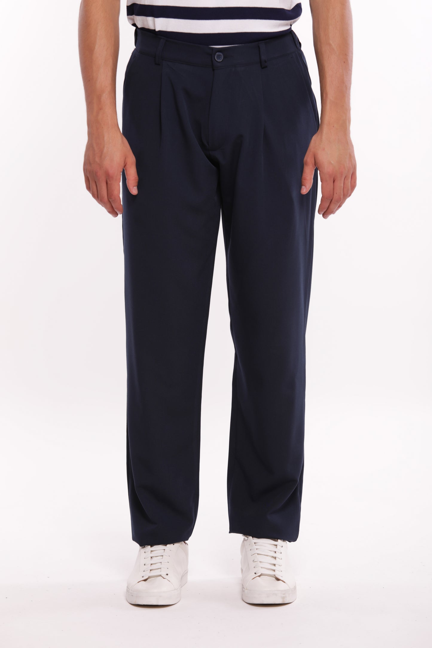 PANTALONI CON PIEGHE IN MISTO VISCOSA