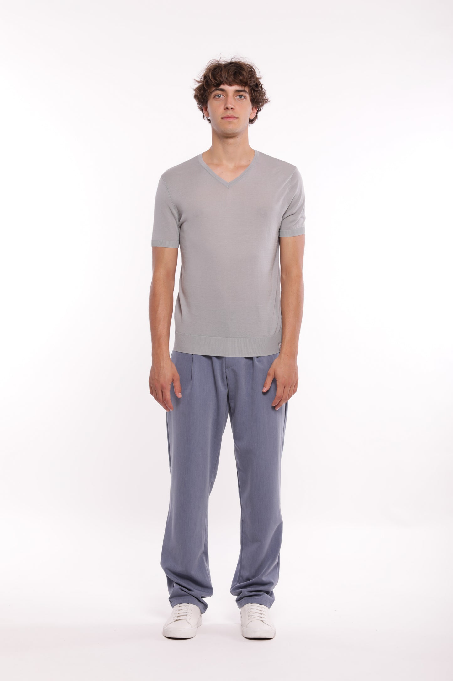 PANTALONI CON PIEGHE IN MISTO VISCOSA