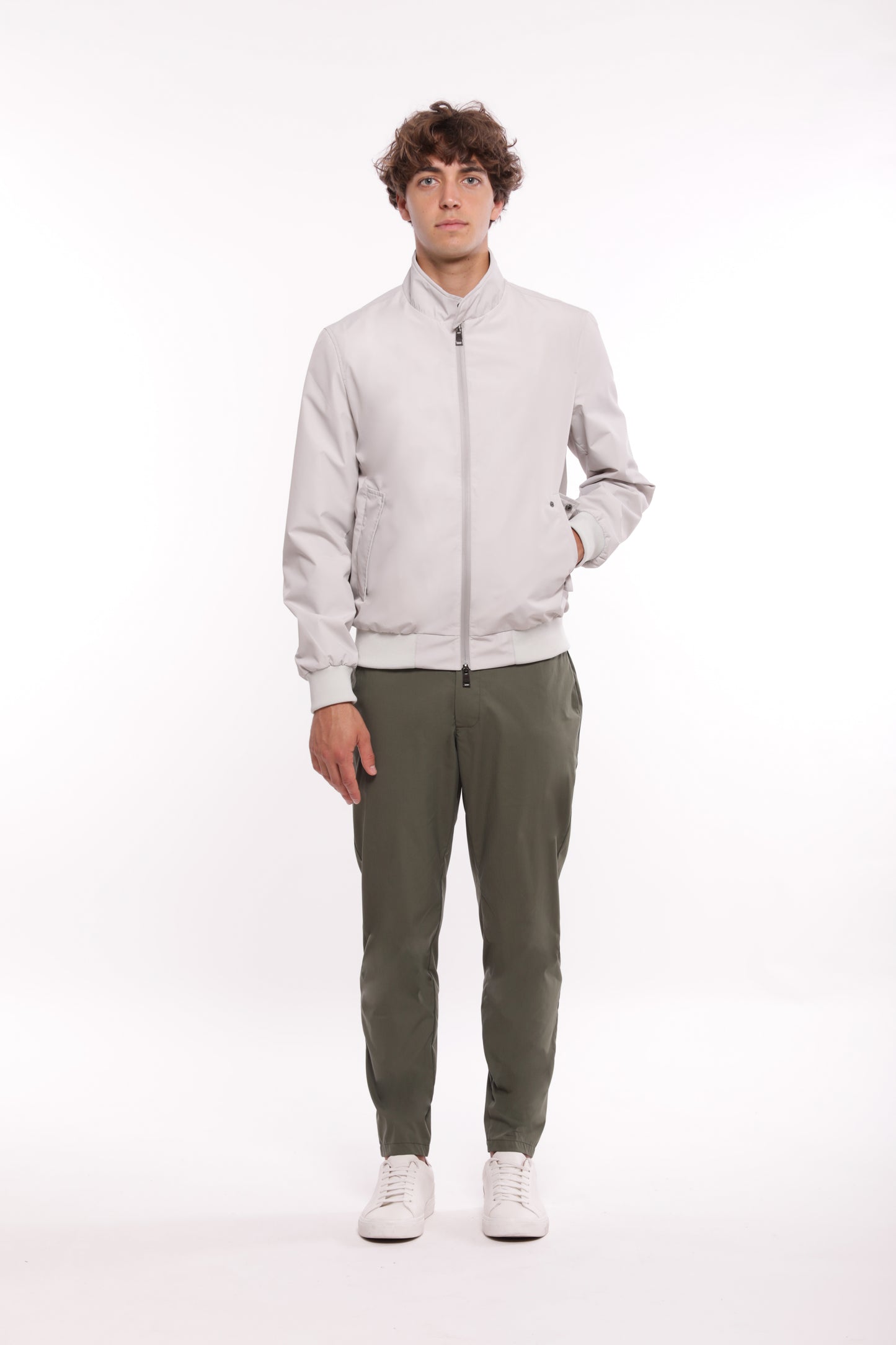 PANTALONI IN TELA PARACADUTE