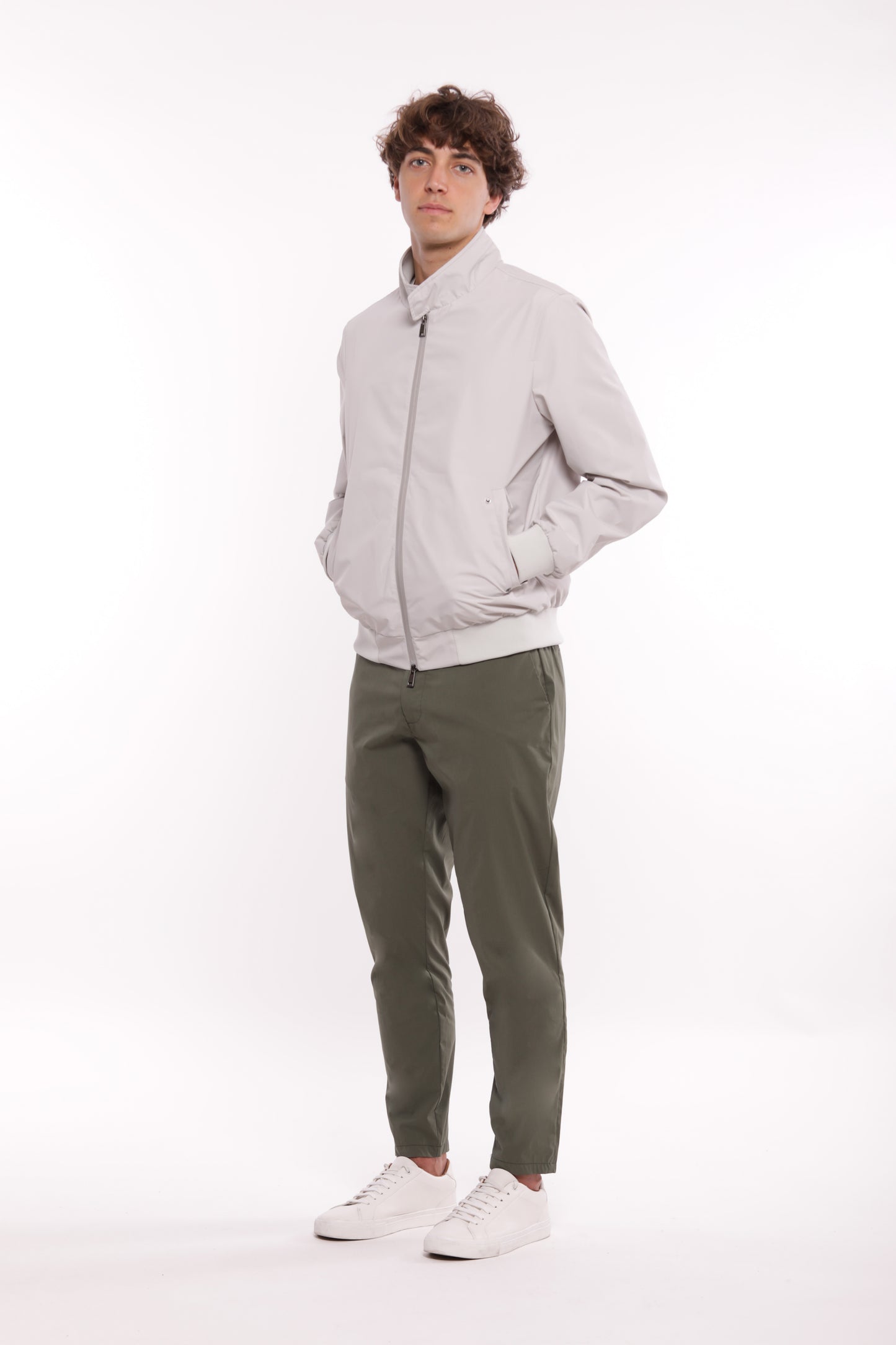 PANTALONI IN TELA PARACADUTE