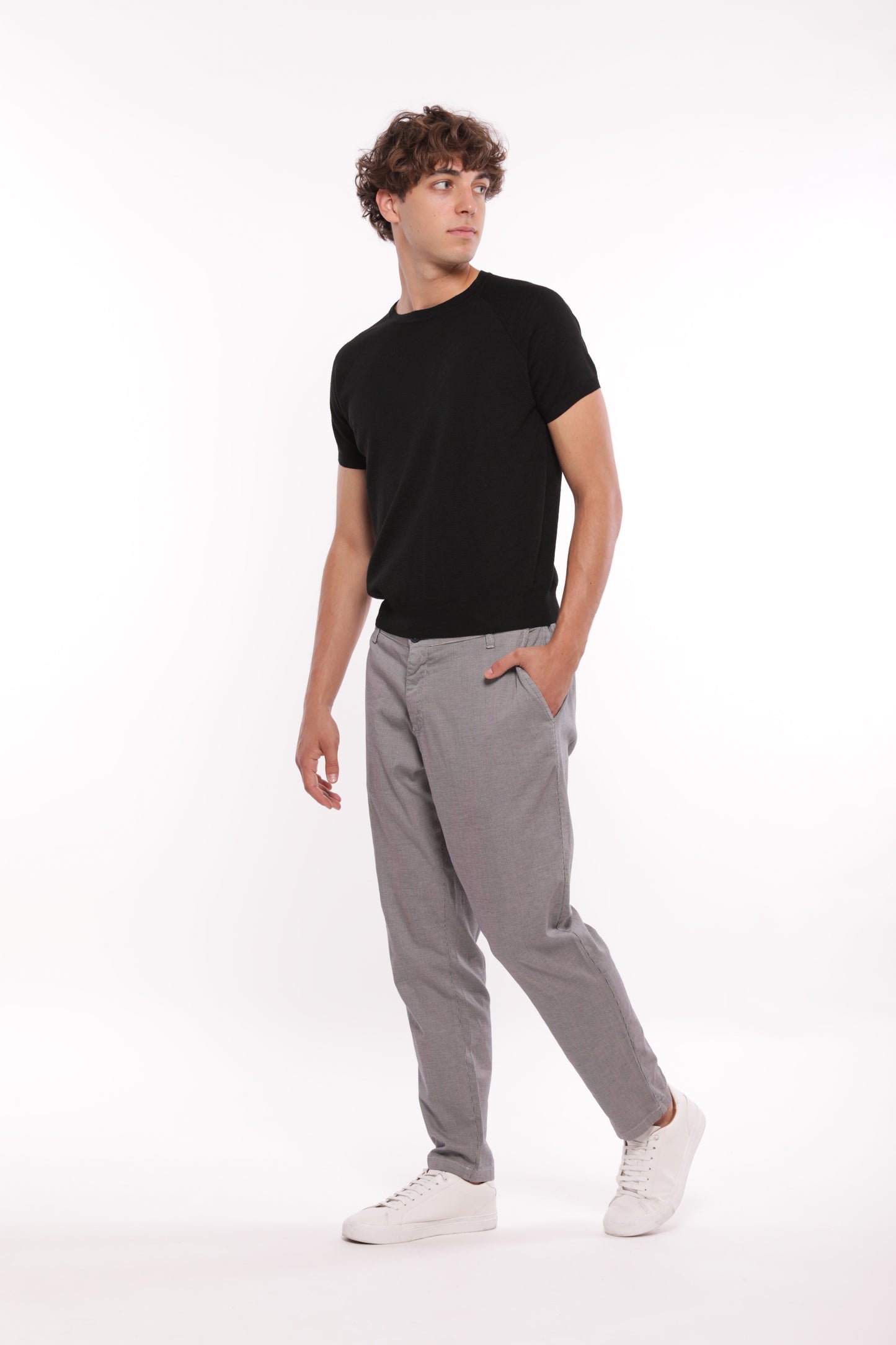 PANTALONI IN MICROFANTASIA