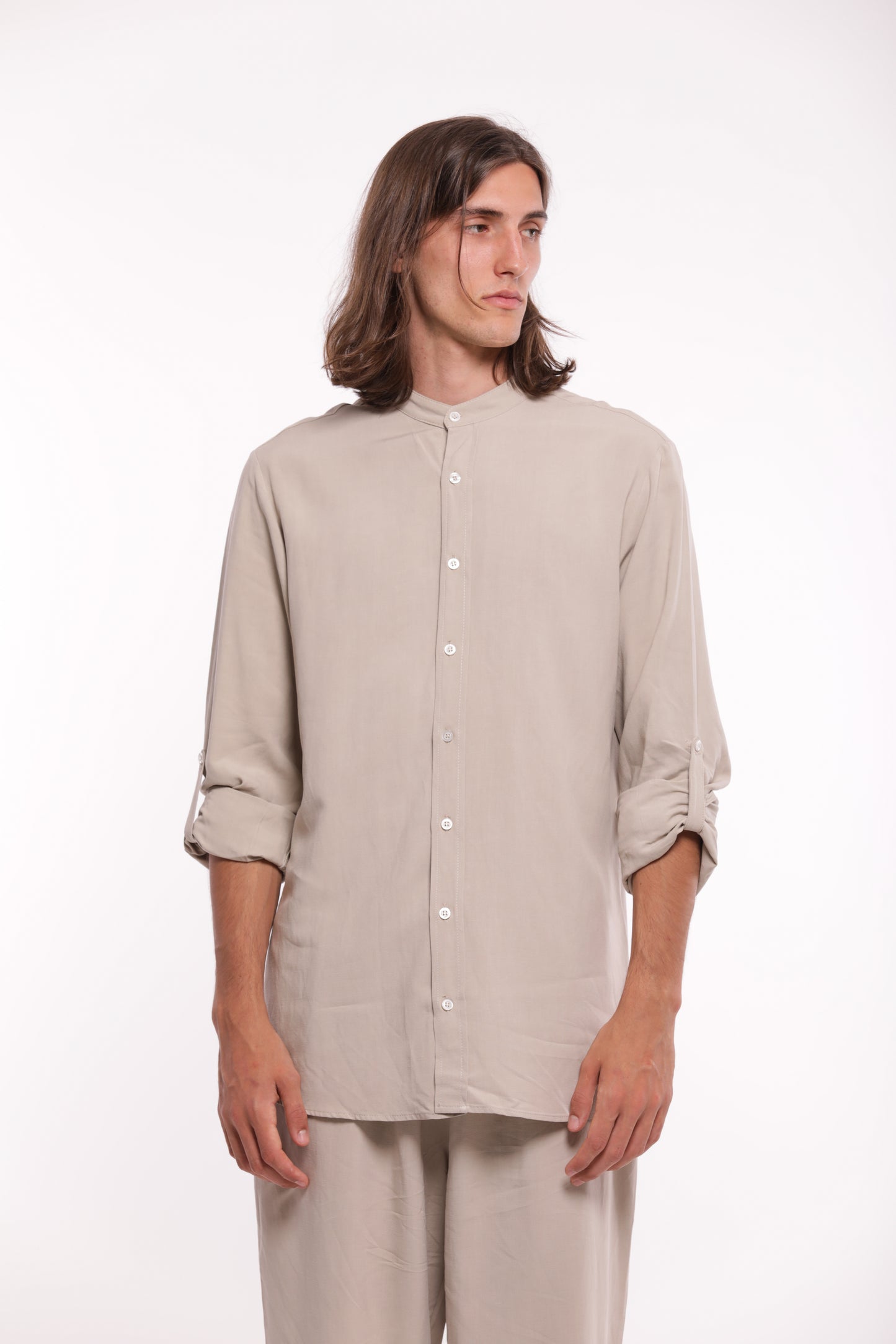 CAMICIA COLLO COREANO E ALAMARI