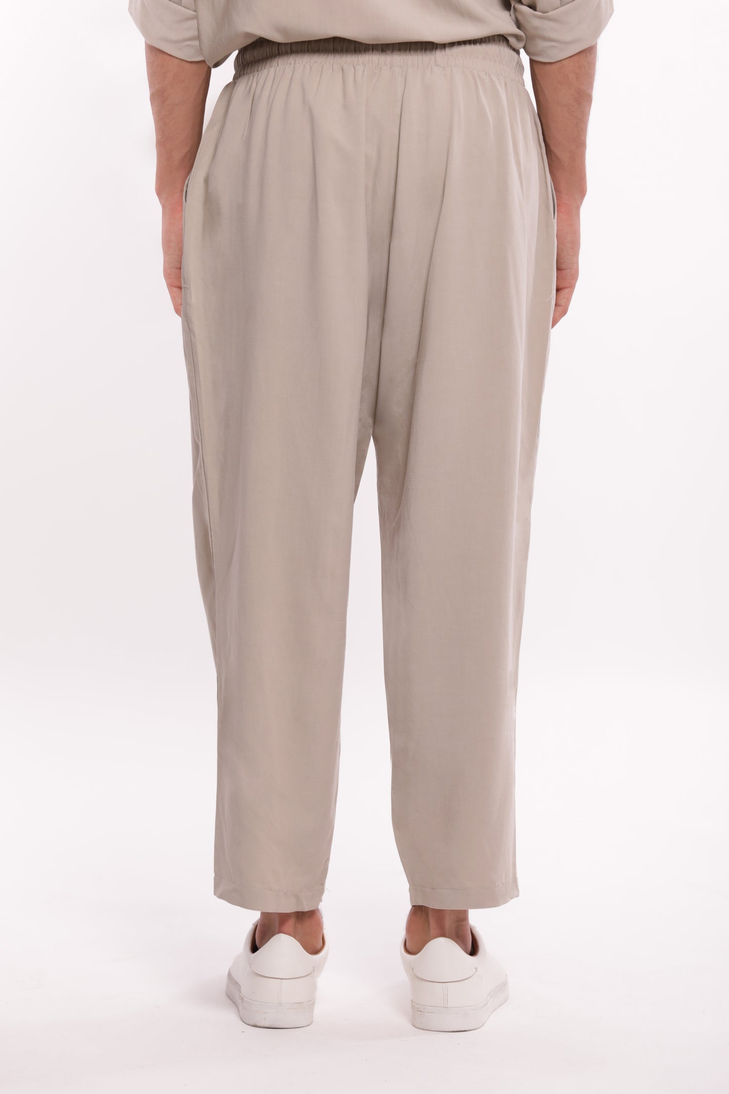 PANTALONE CON LACCIO A TONO