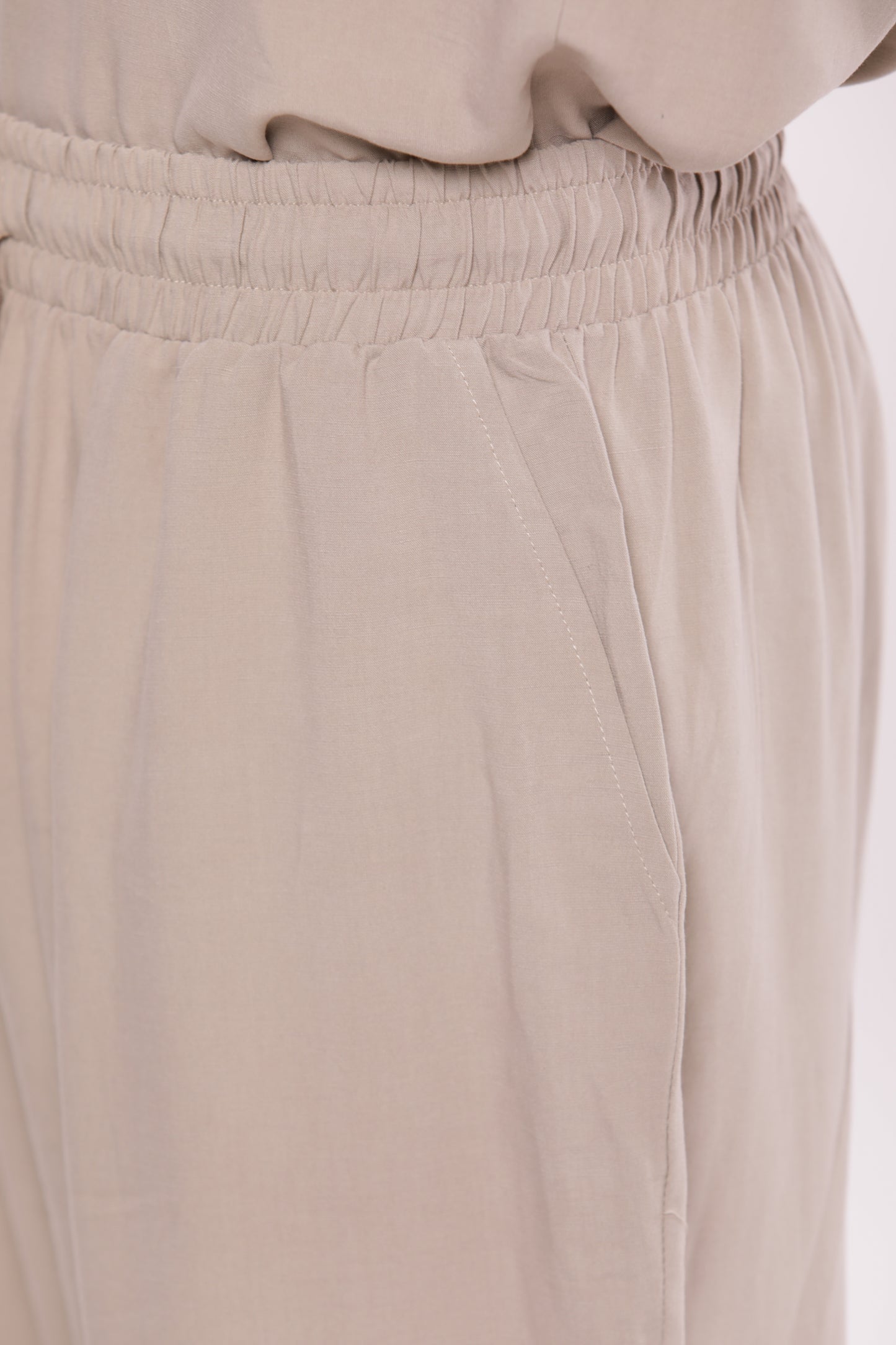 PANTALONE CON LACCIO A TONO