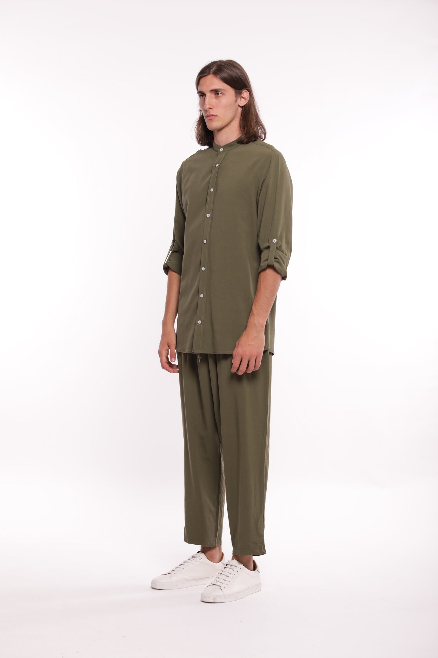 PANTALONE CON LACCIO A TONO