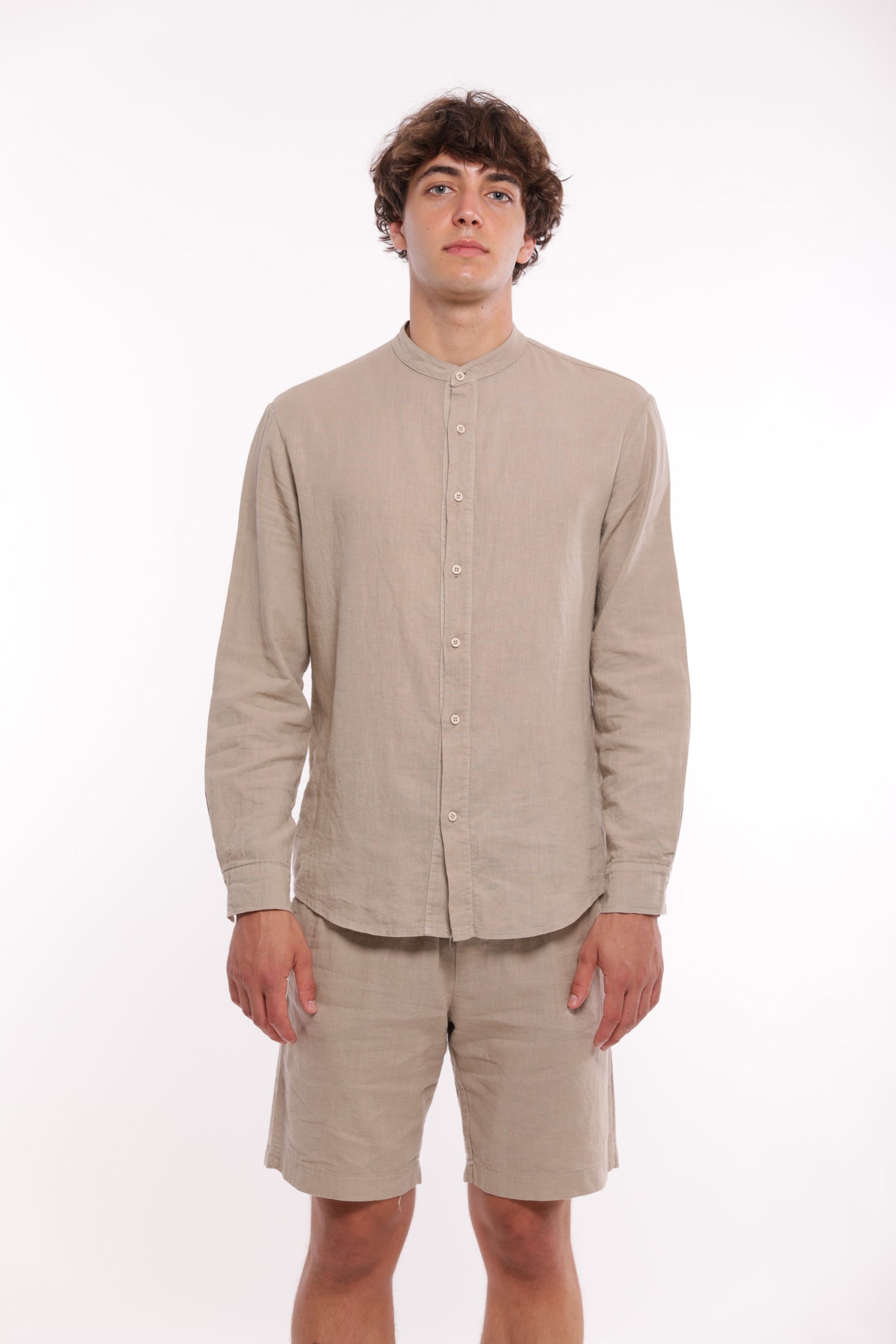 CAMICIA IN LINO CON COLLO ALLA COREANA