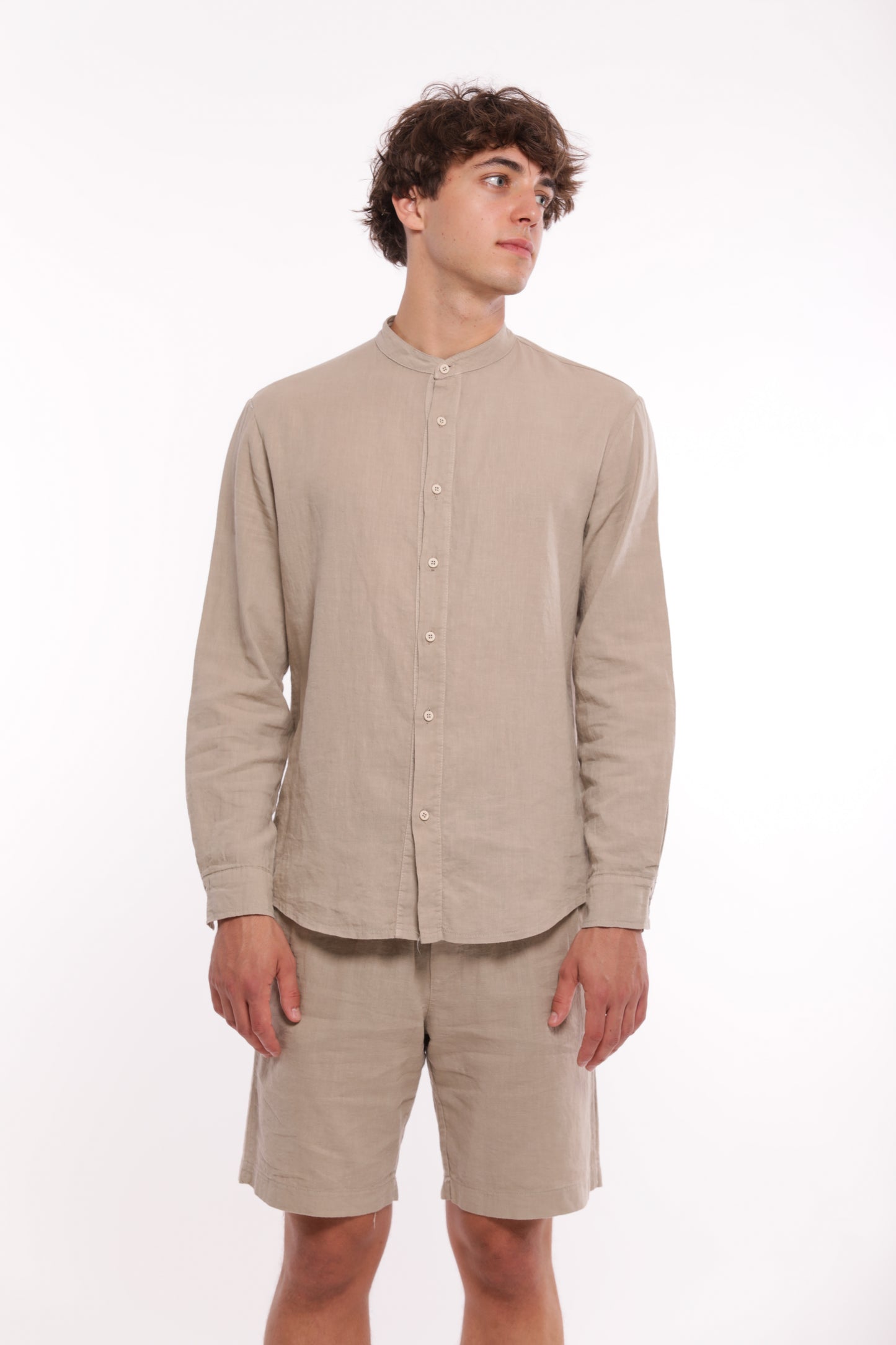 CAMICIA IN LINO CON COLLO ALLA COREANA