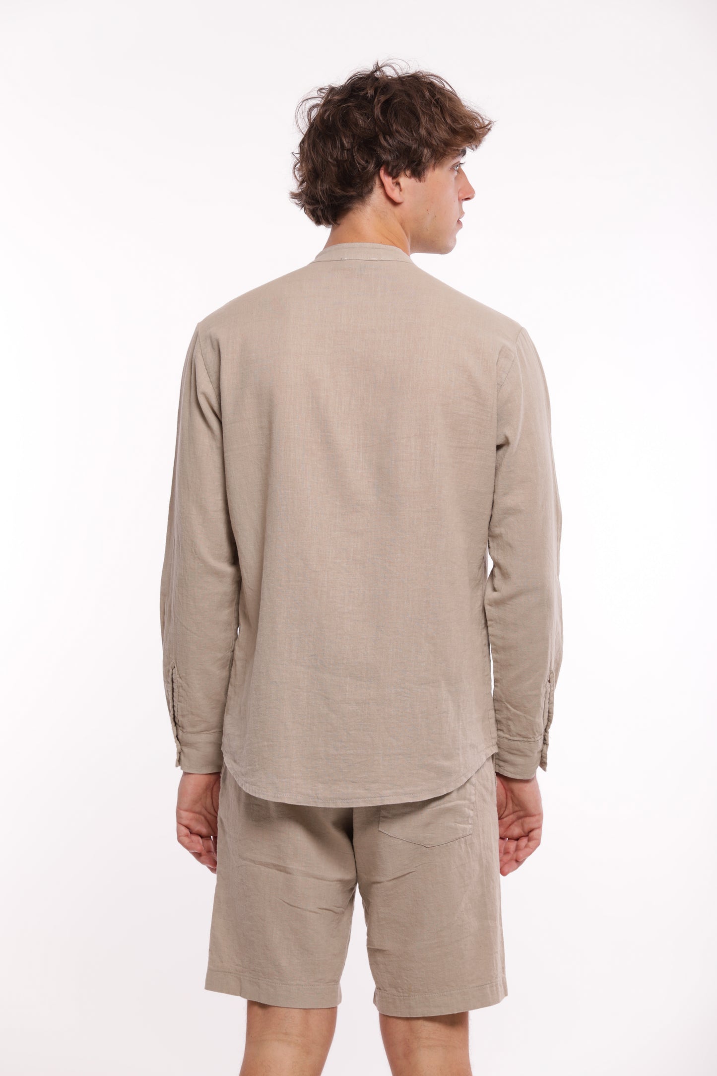 CAMICIA IN LINO CON COLLO ALLA COREANA