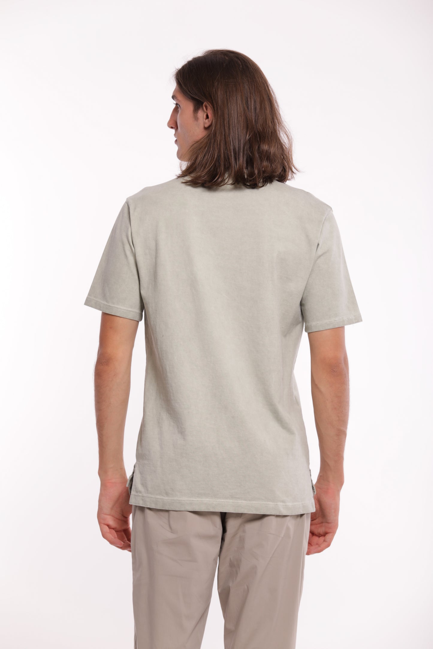 T-SHIRT GIROCOLLO CON TASCHINO