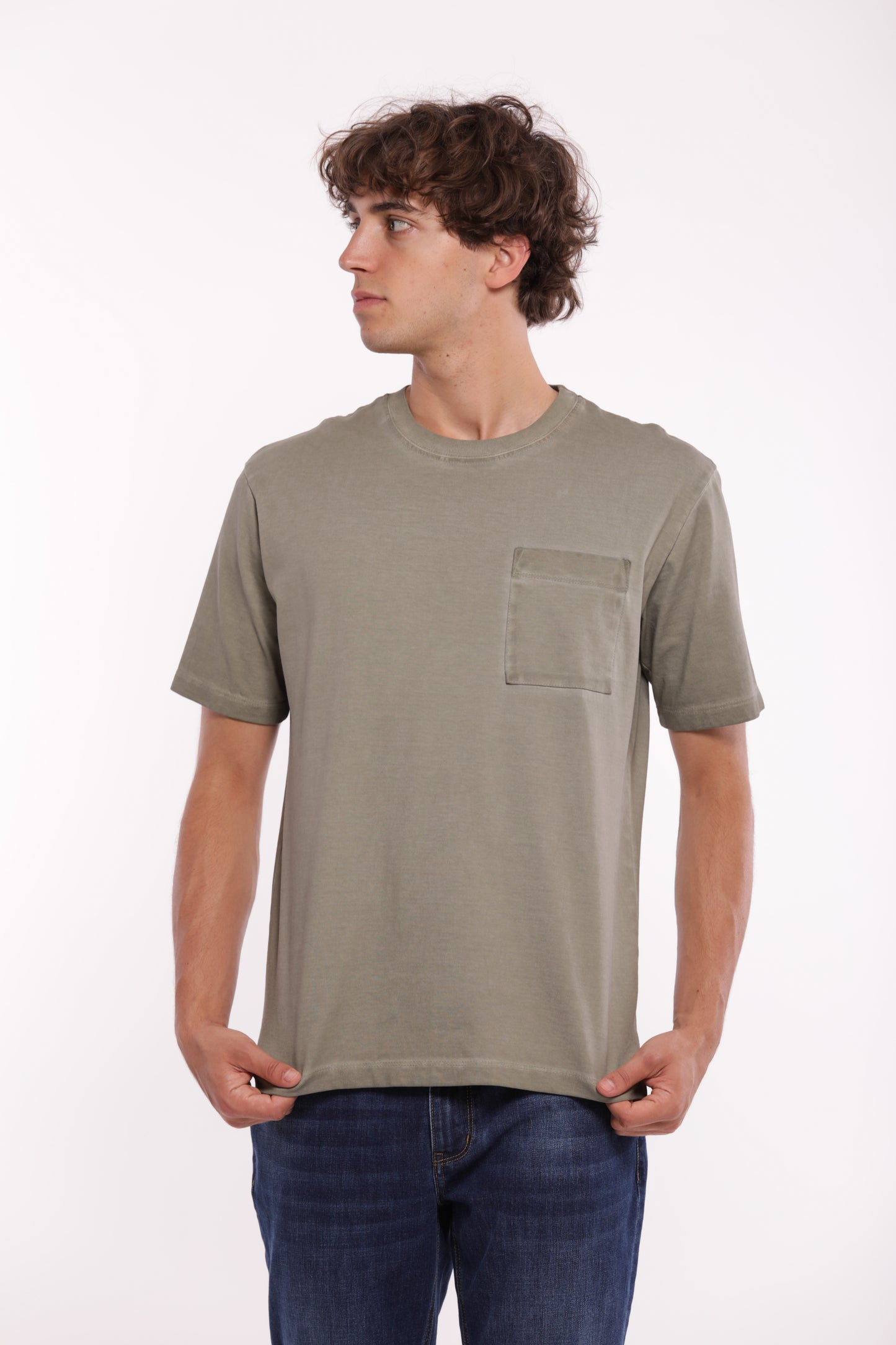 T-SHIRT GIROCOLLO CON TASCHINO