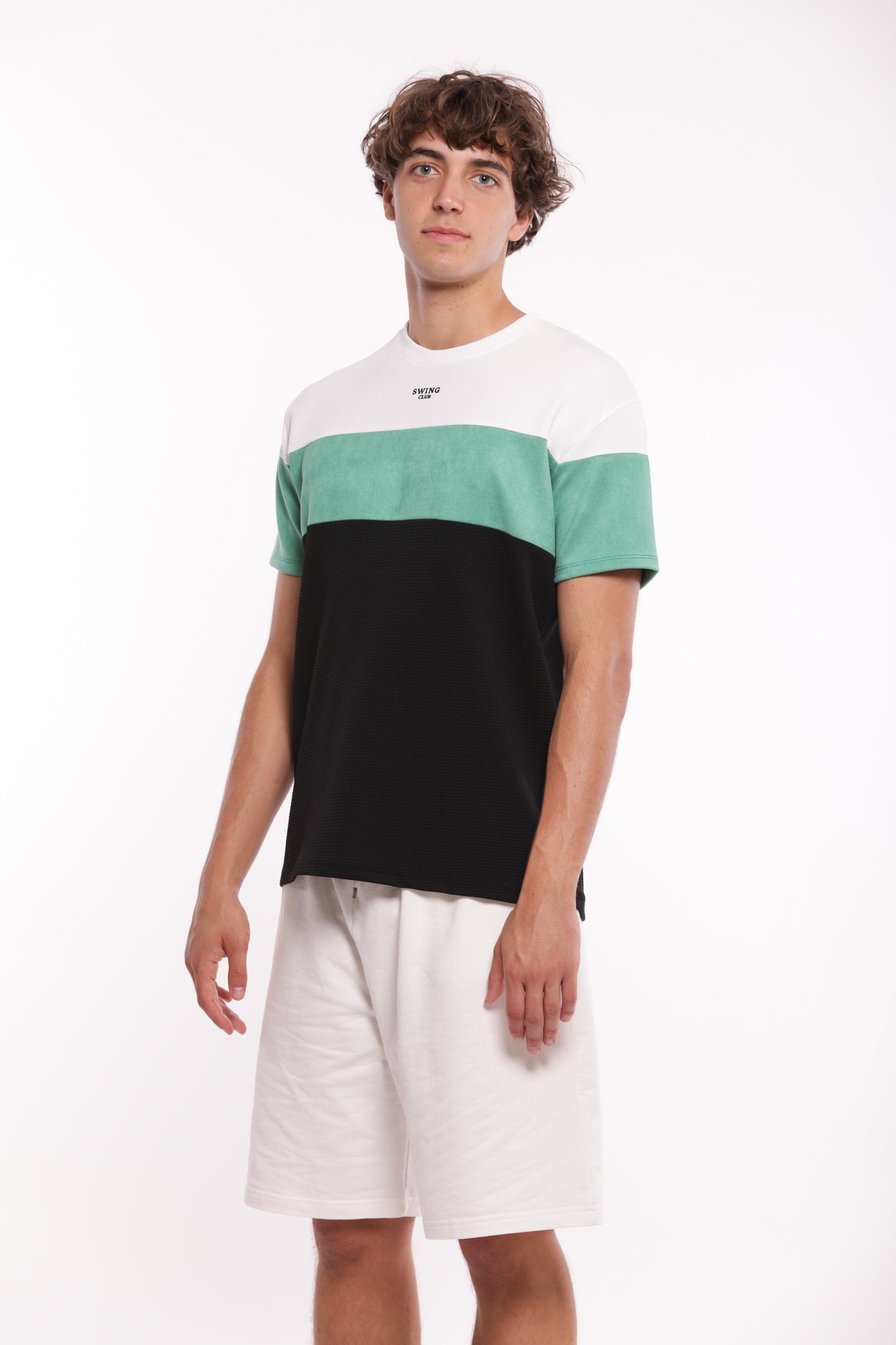 T-SHIRT SWING