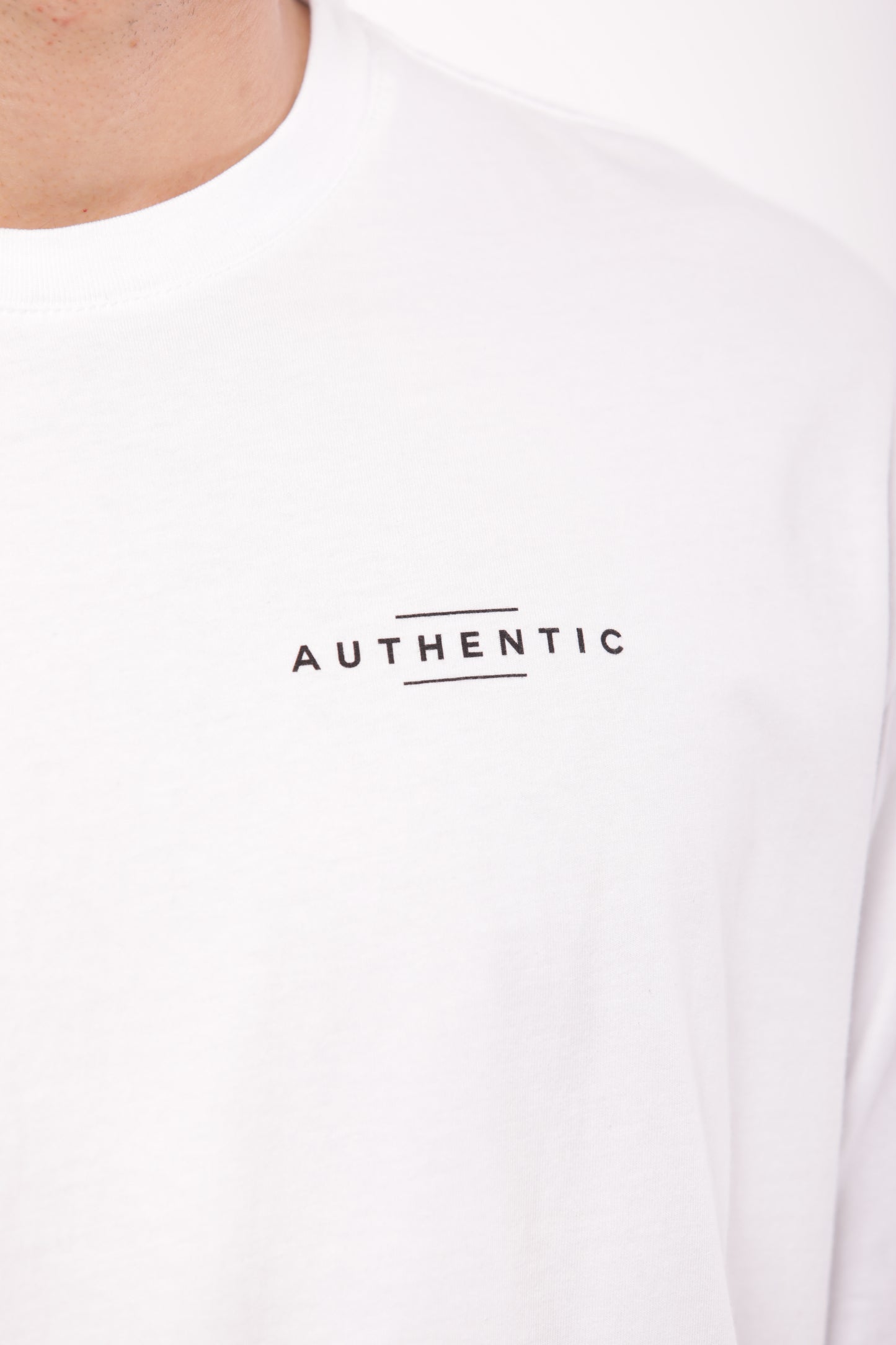 T-SHIRT AUTHENTIC