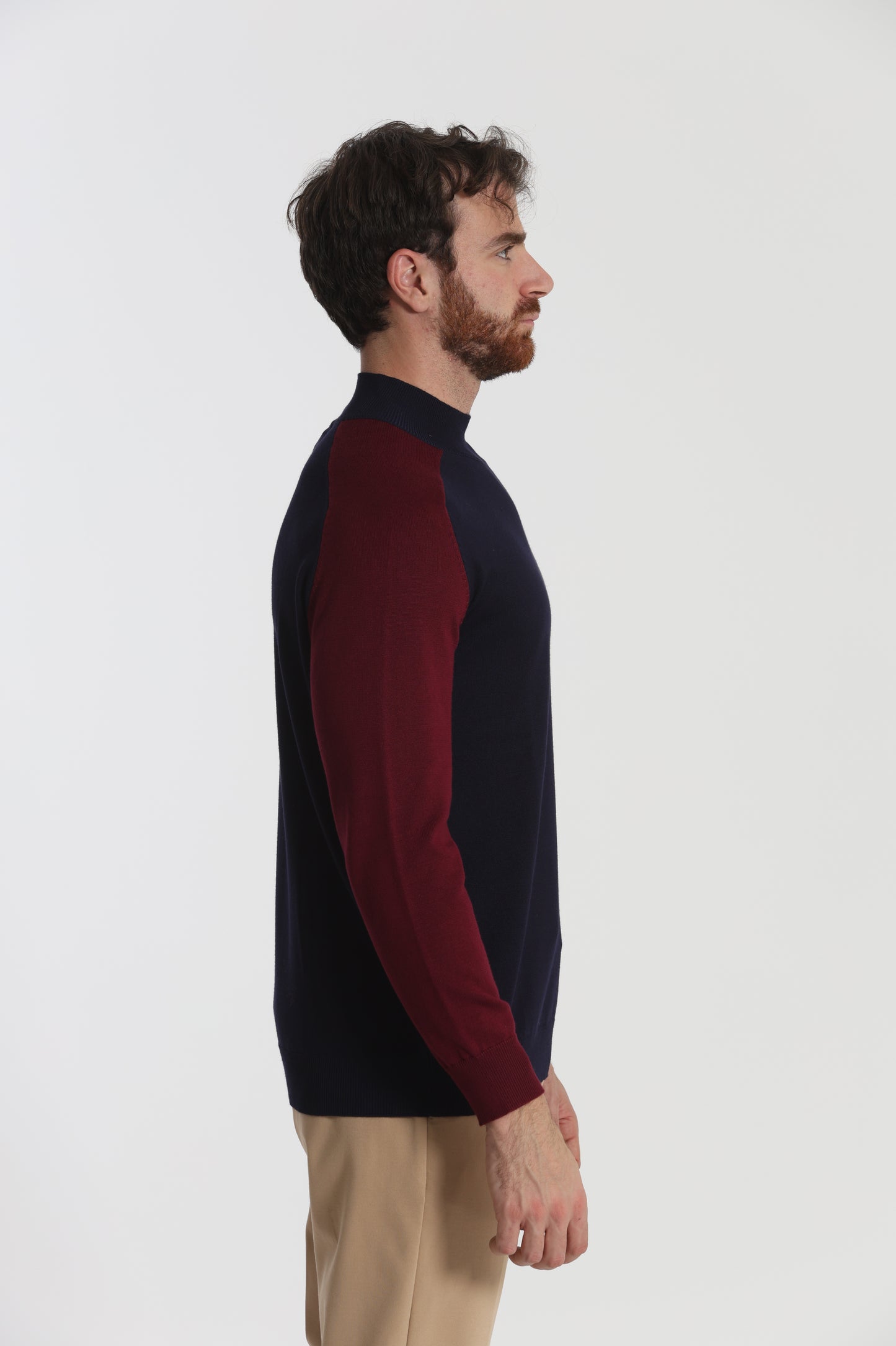 PULLOVER IN MAGLIA BICOLOR A MEZZO COLLO