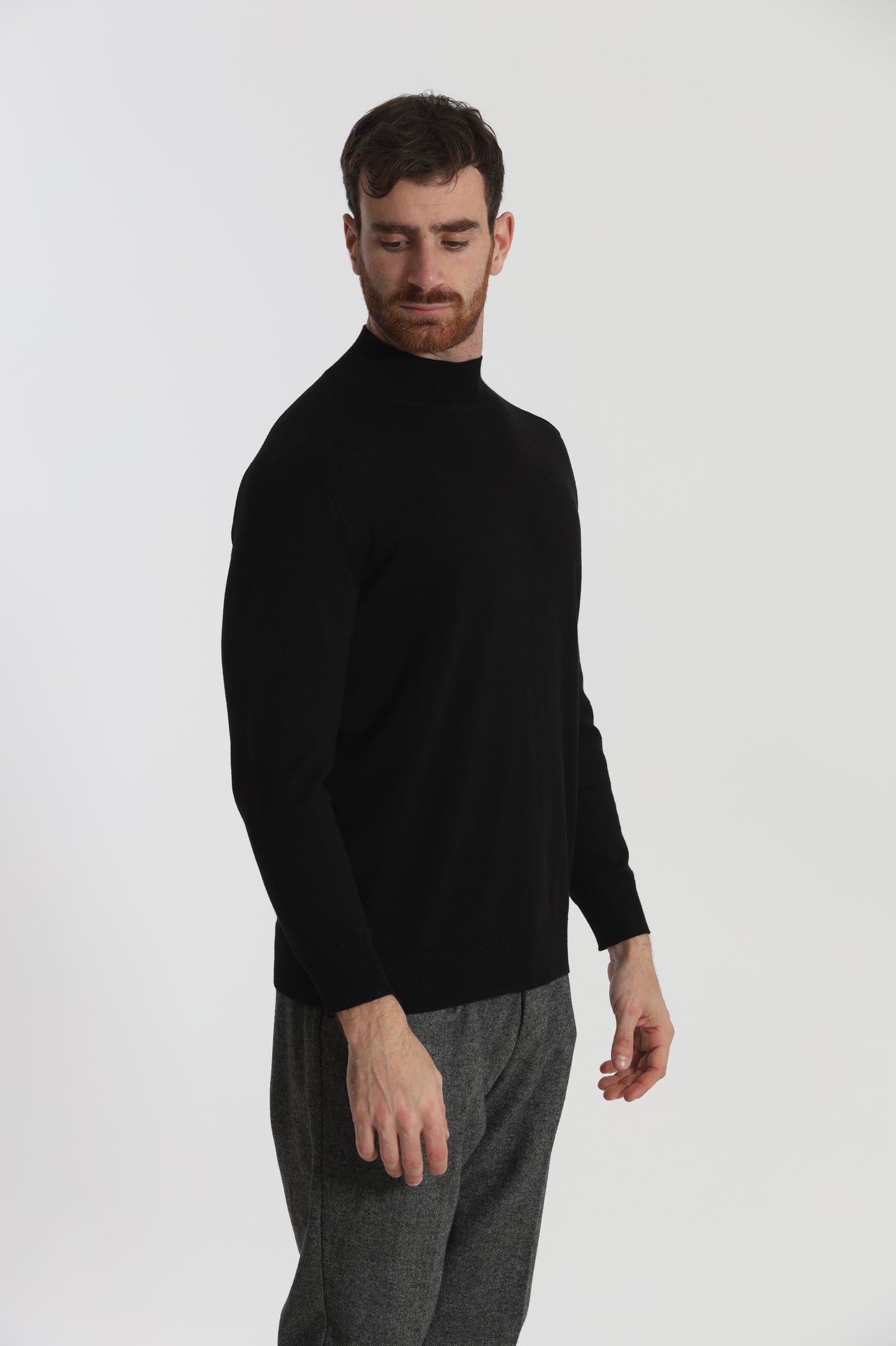 PULLOVER IN MAGLIA A MEZZO COLLO IN TINTA UNITA