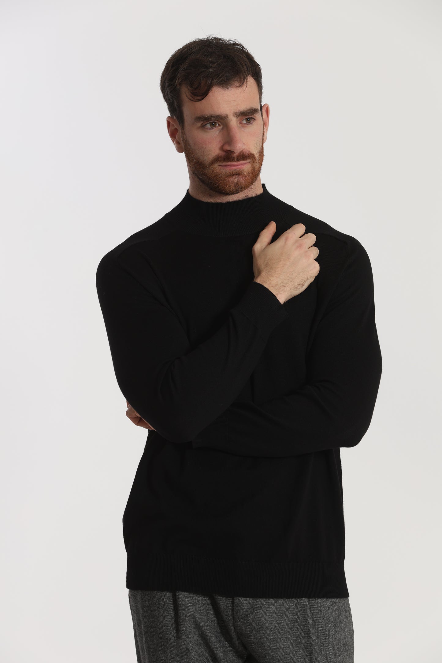 PULLOVER IN MAGLIA A MEZZO COLLO IN TINTA UNITA