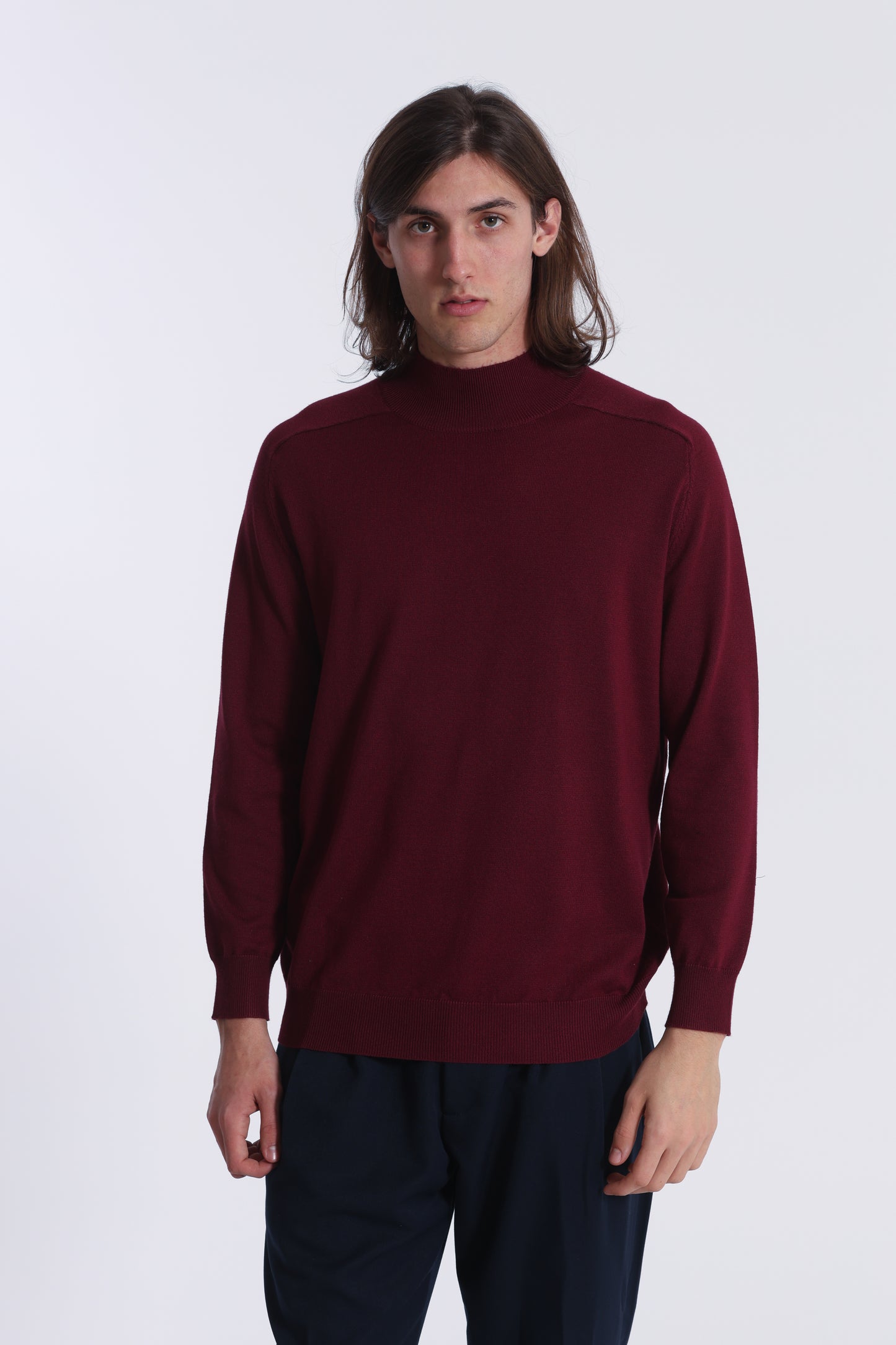 PULLOVER IN MAGLIA A MEZZO COLLO IN TINTA UNITA
