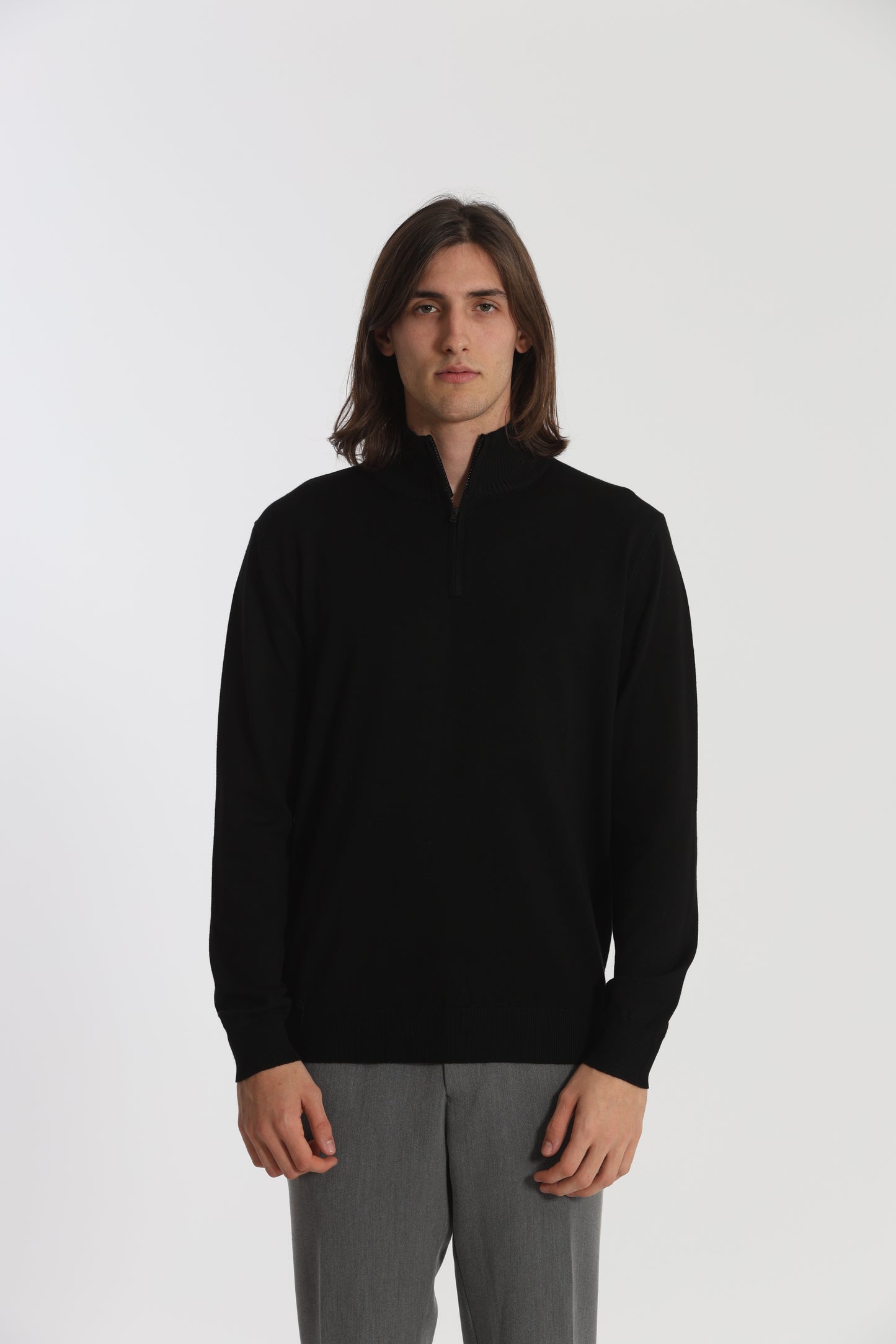 PULLOVER IN MAGLIA CON ZIP