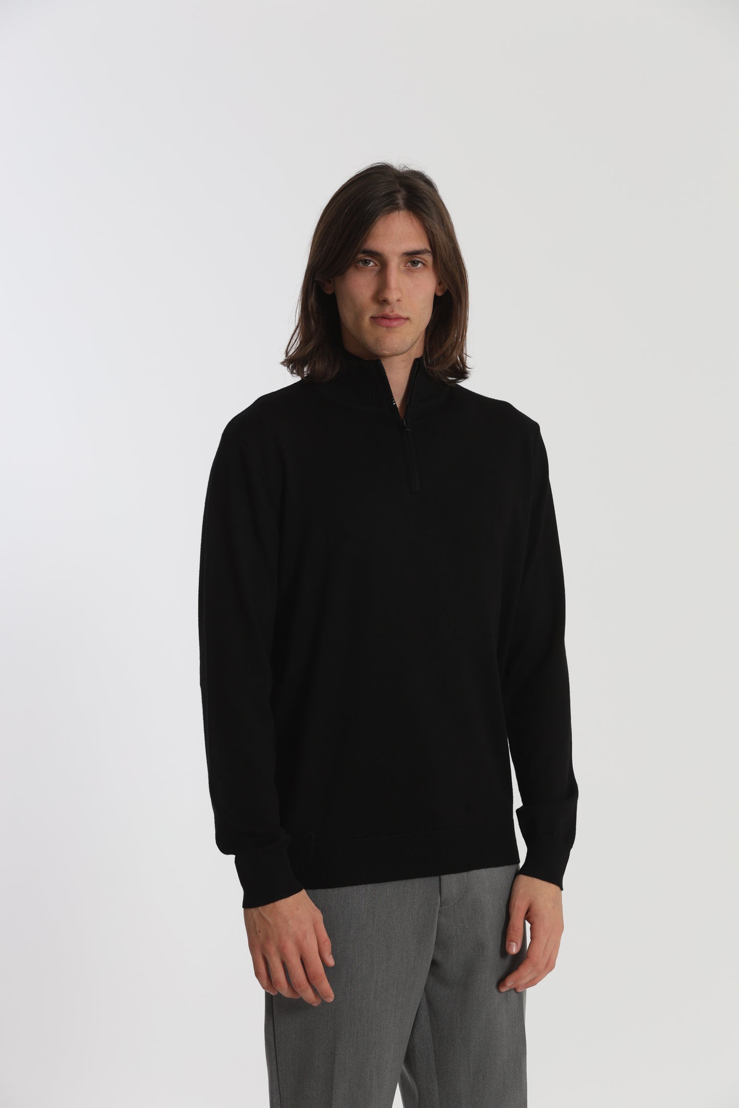 PULLOVER IN MAGLIA CON ZIP