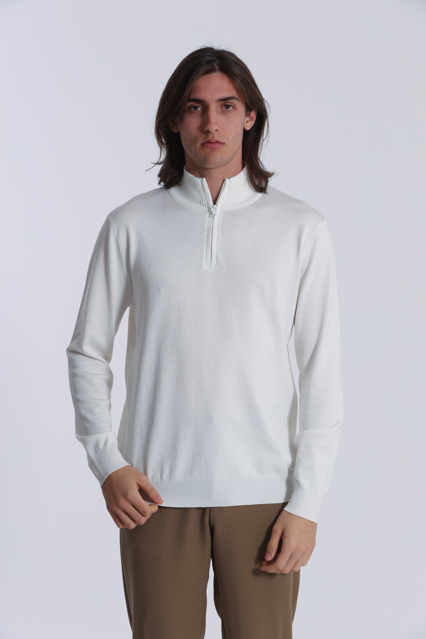 PULLOVER IN MAGLIA CON ZIP