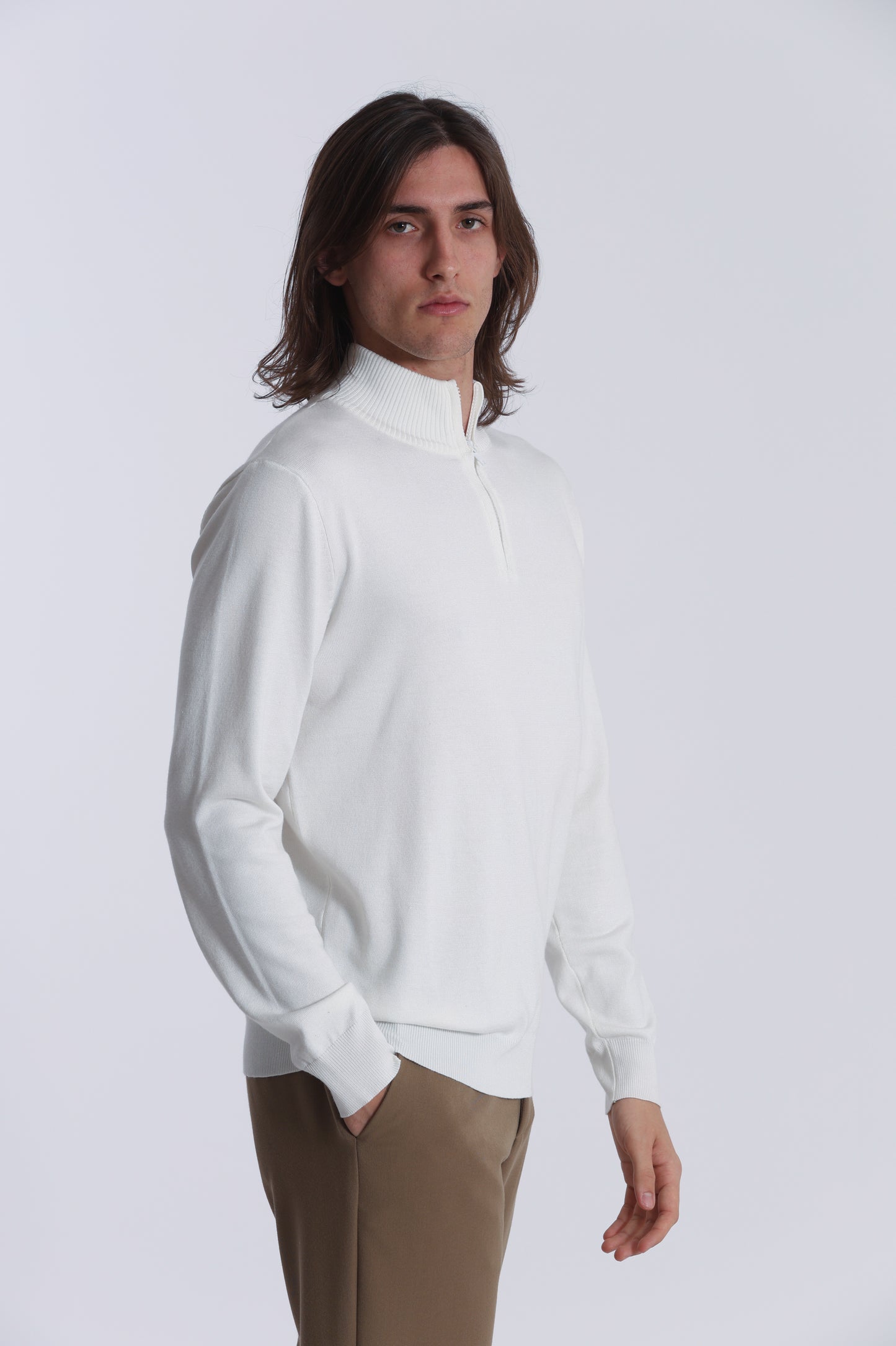 PULLOVER IN MAGLIA CON ZIP